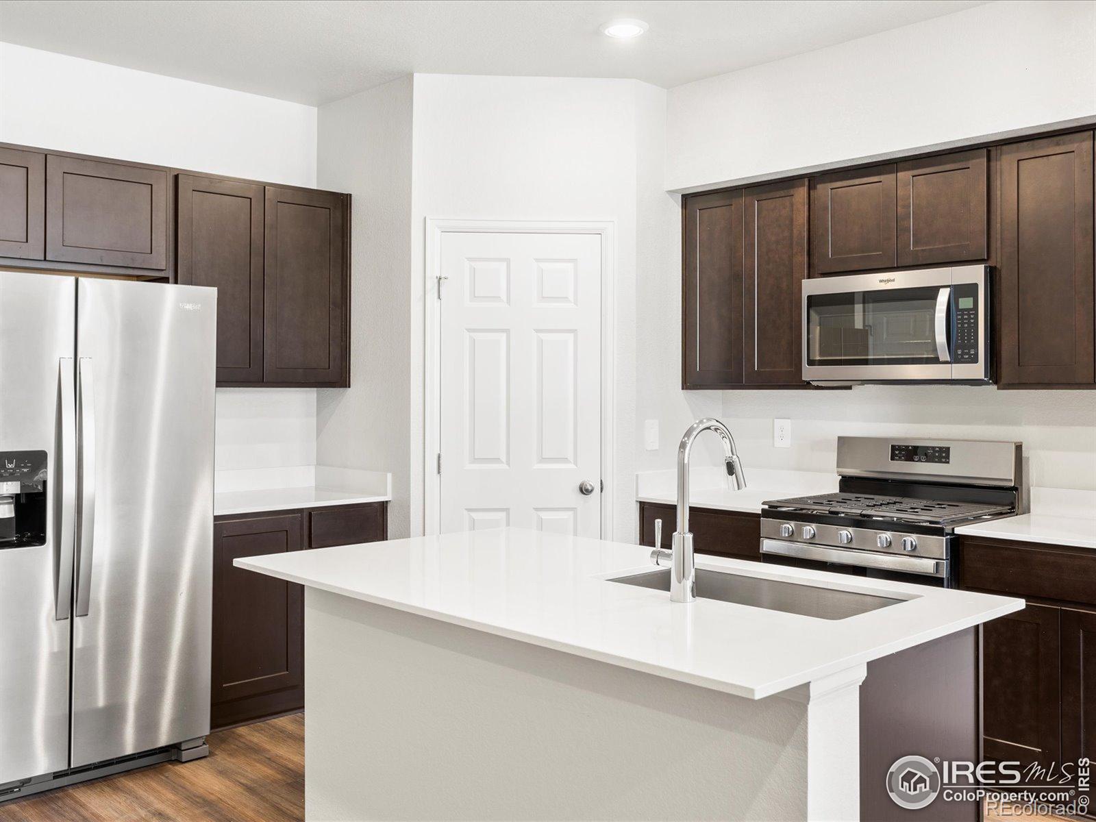 MLS Image #8 for 1618  river place drive,windsor, Colorado