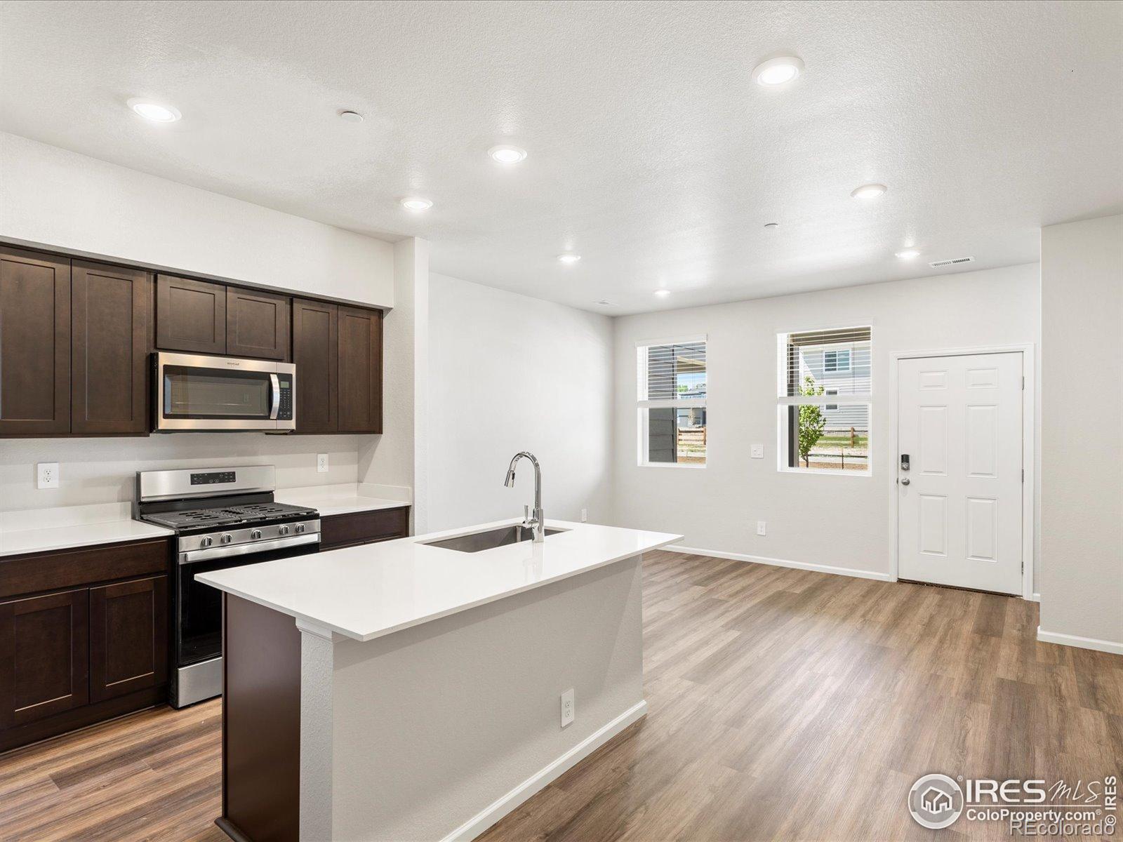 MLS Image #9 for 1618  river place drive,windsor, Colorado