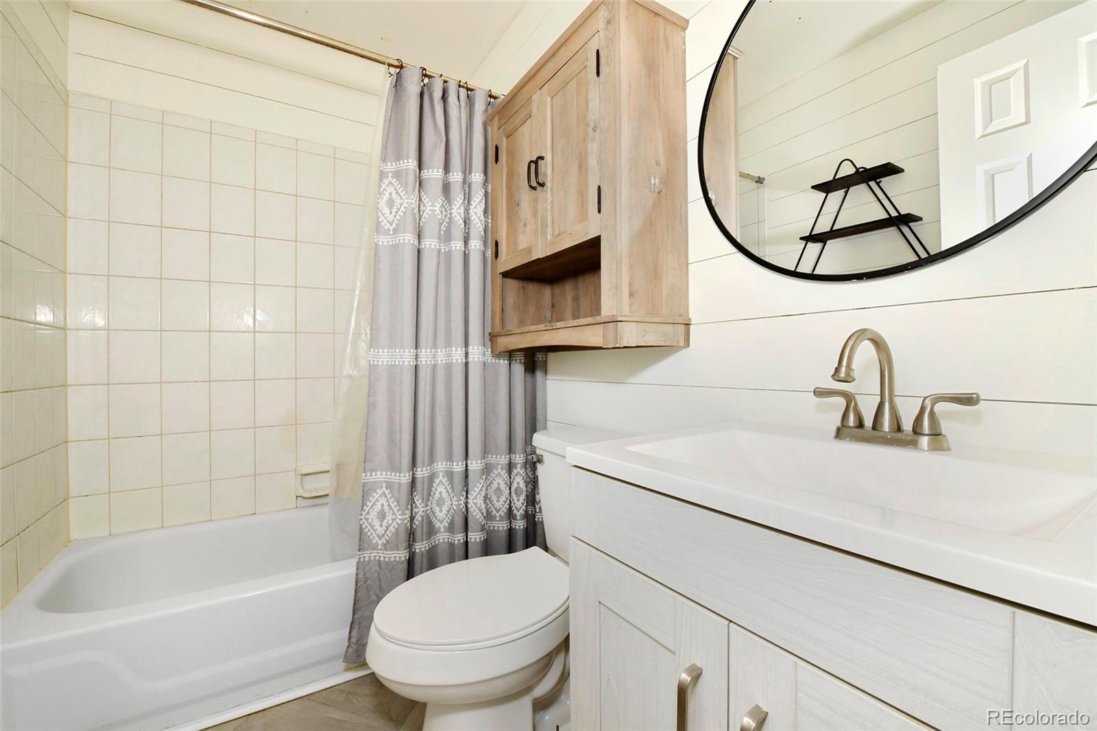 MLS Image #11 for 1822 n circle drive,colorado springs, Colorado