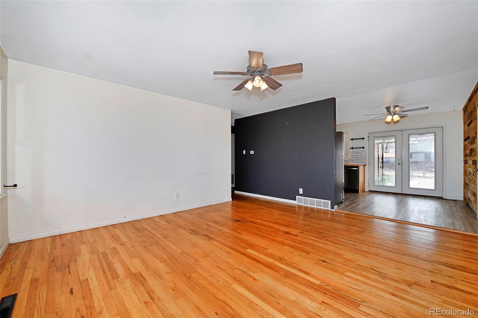 MLS Image #2 for 1822 n circle drive,colorado springs, Colorado
