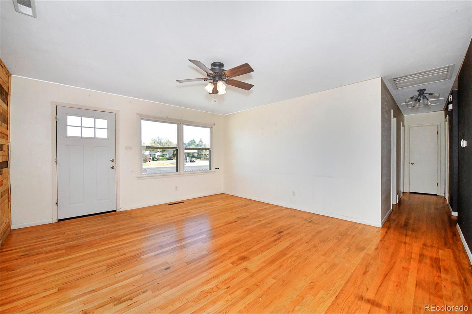 MLS Image #3 for 1822 n circle drive,colorado springs, Colorado
