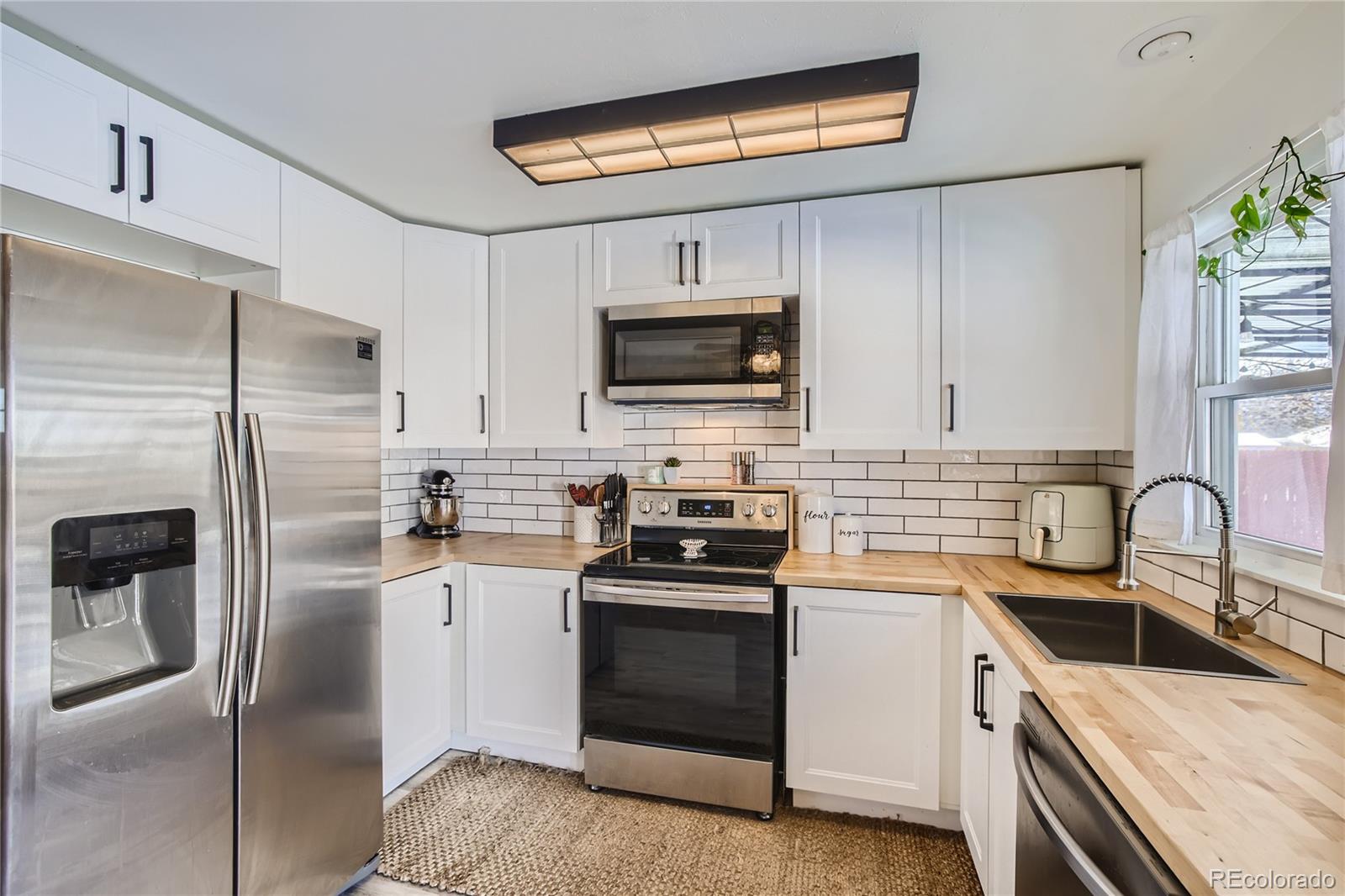 MLS Image #7 for 1822 n circle drive,colorado springs, Colorado