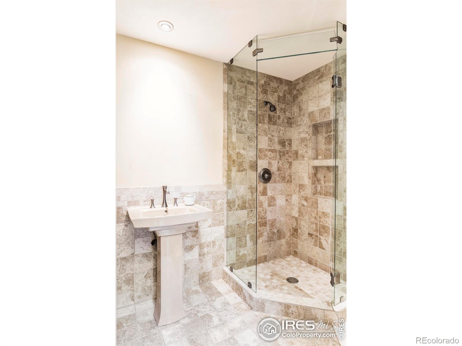 MLS Image #22 for 2848 s lakeridge trail,boulder, Colorado