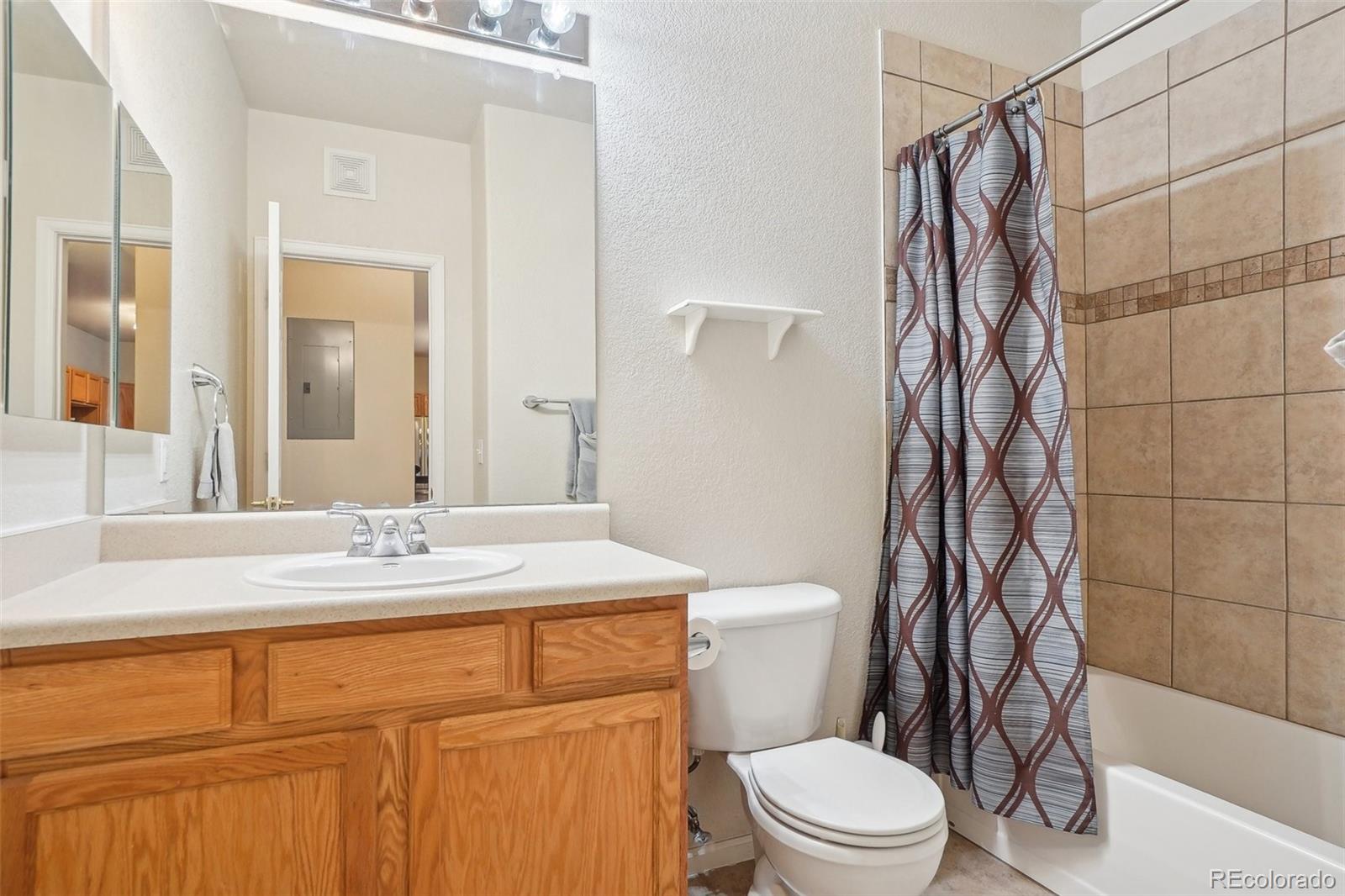MLS Image #13 for 7160 s wenatchee way,aurora, Colorado