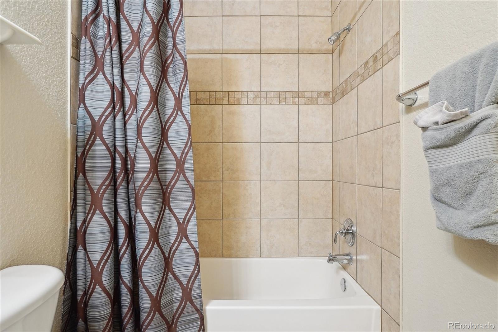 MLS Image #14 for 7160 s wenatchee way,aurora, Colorado