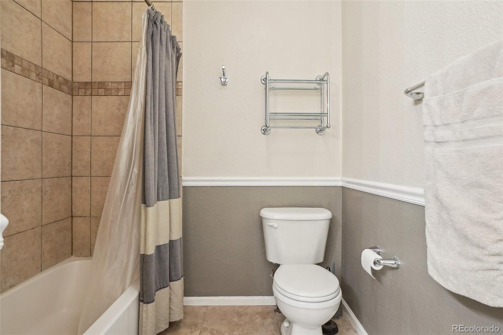 MLS Image #23 for 7160 s wenatchee way,aurora, Colorado