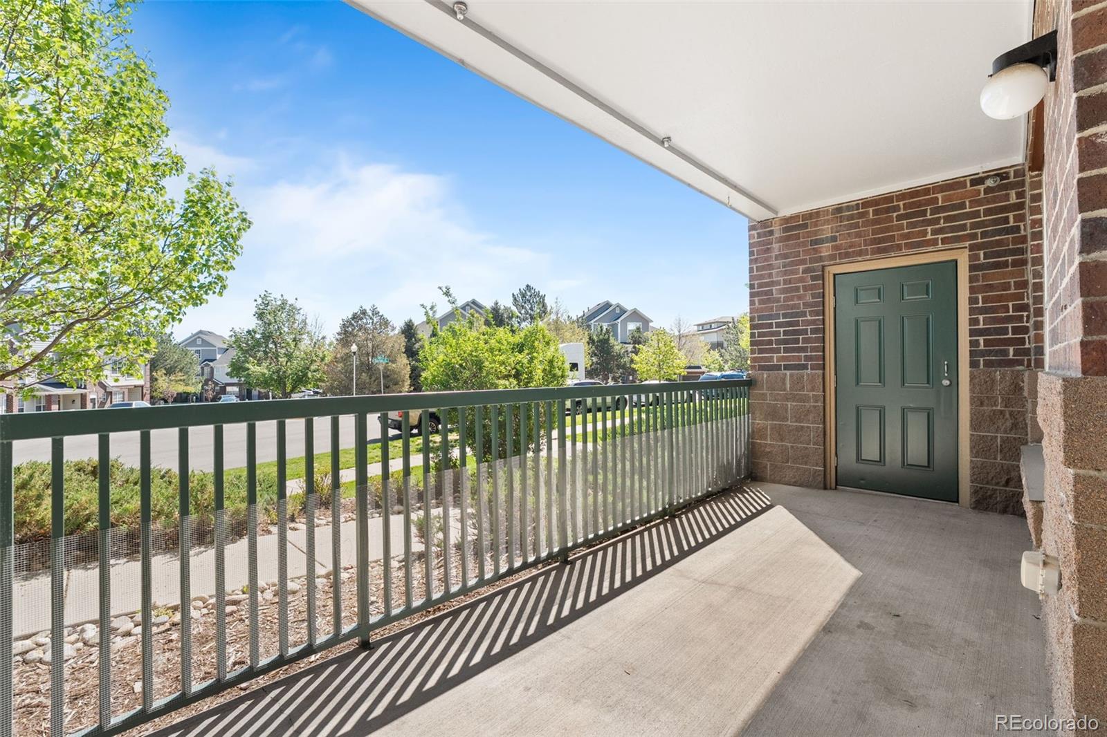MLS Image #3 for 3865 s dayton street,aurora, Colorado