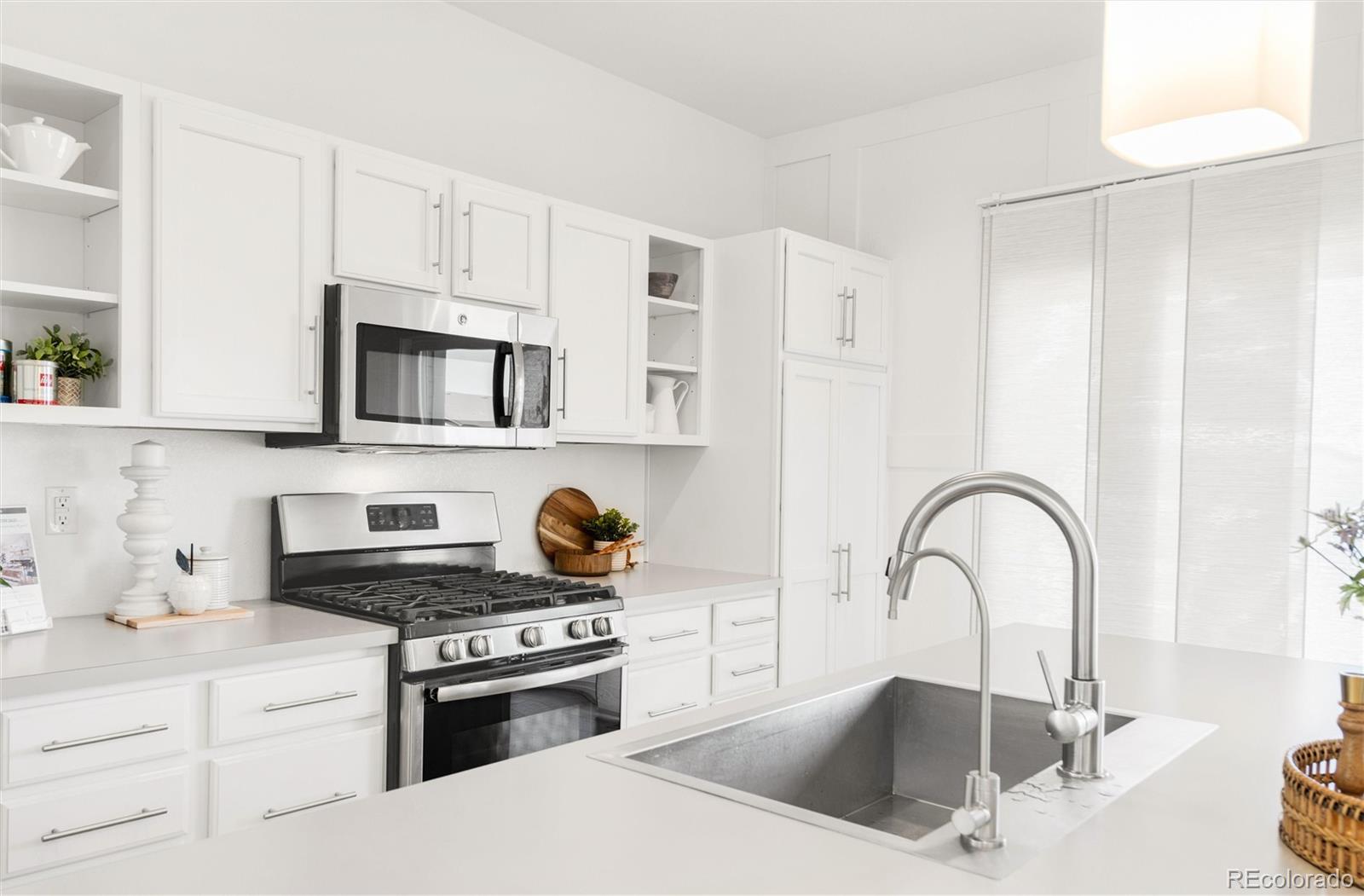 MLS Image #6 for 11041  richfield circle,commerce city, Colorado