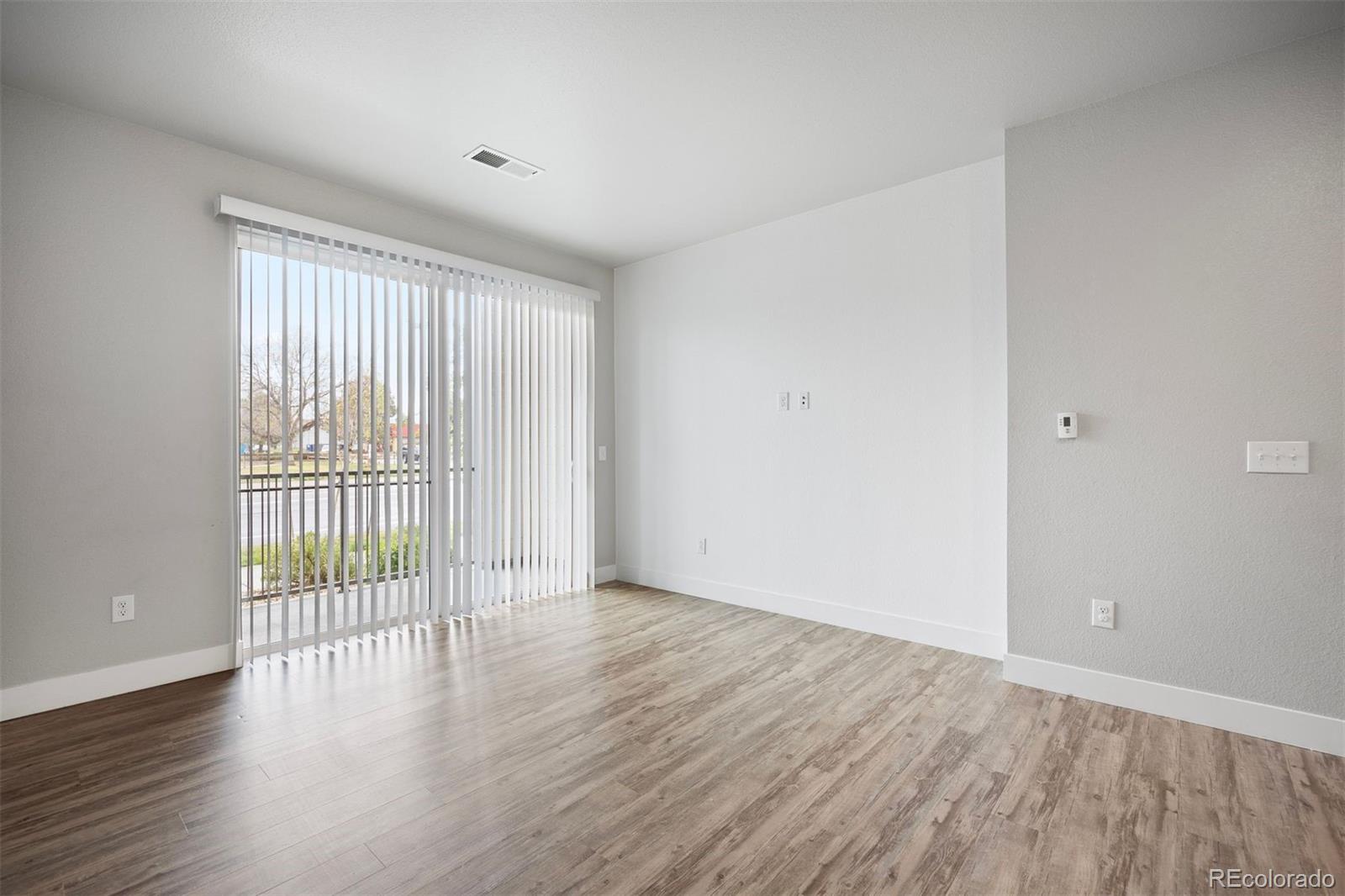 MLS Image #10 for 981 s sable boulevard,aurora, Colorado