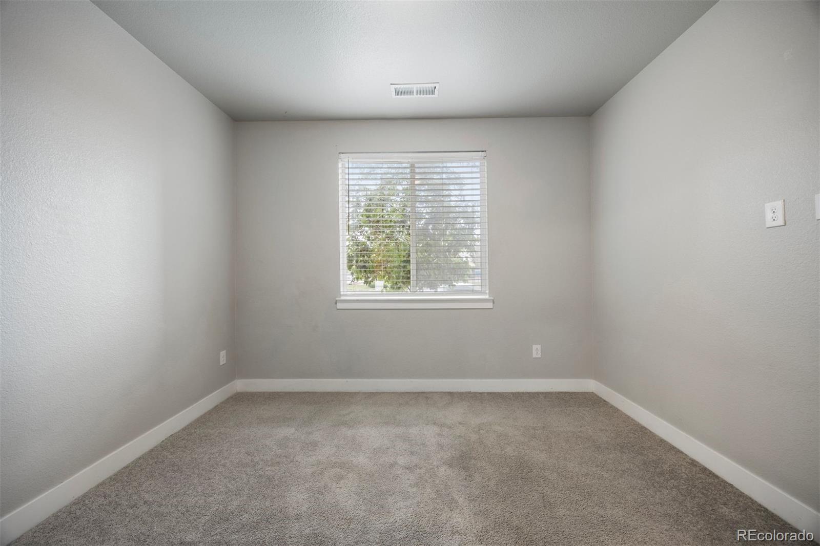 MLS Image #11 for 981 s sable boulevard,aurora, Colorado