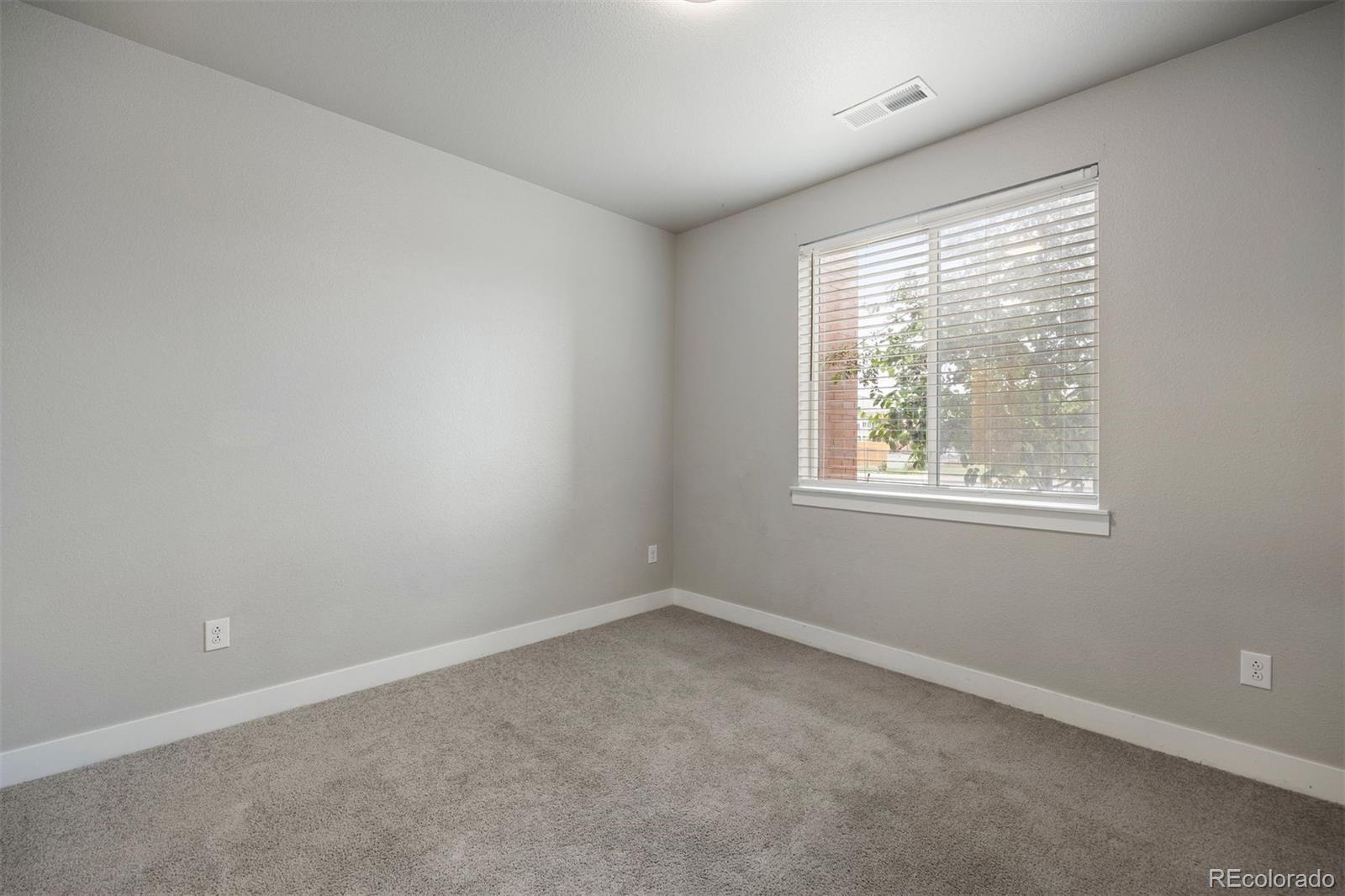 MLS Image #13 for 981 s sable boulevard,aurora, Colorado