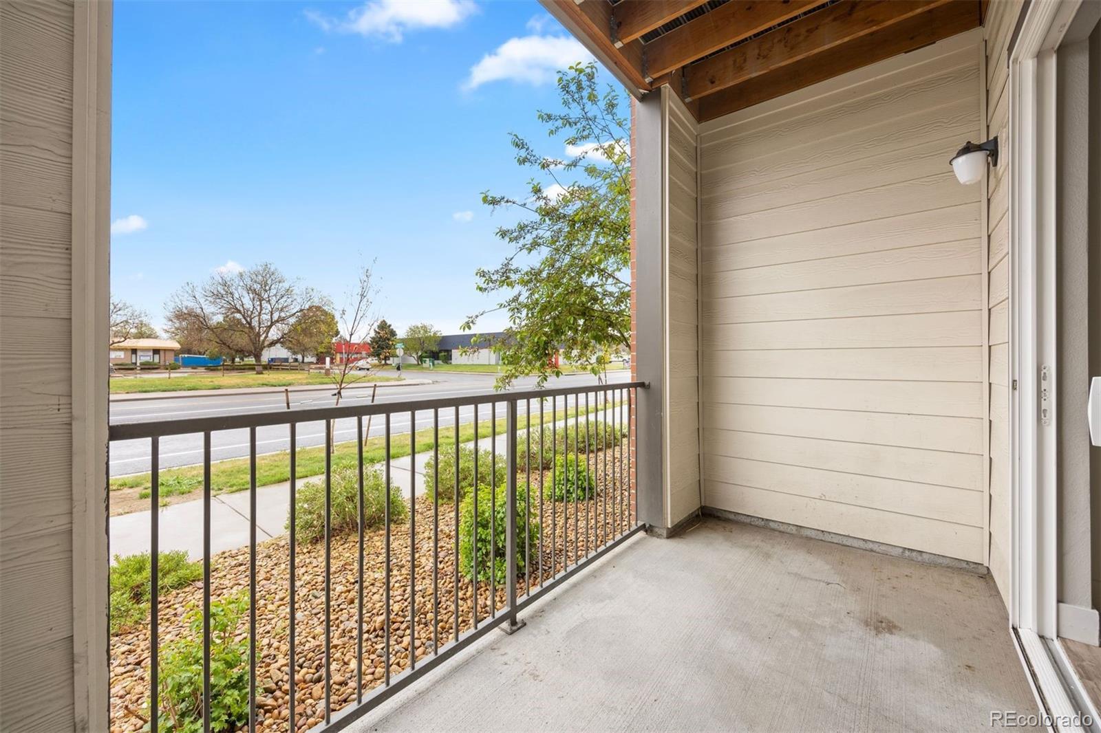 MLS Image #4 for 981 s sable boulevard,aurora, Colorado