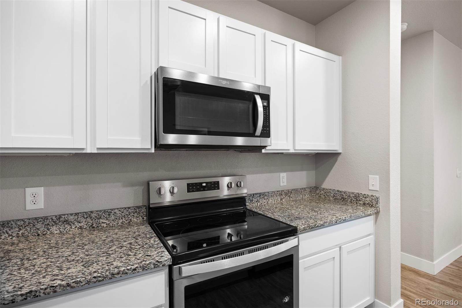MLS Image #7 for 981 s sable boulevard,aurora, Colorado