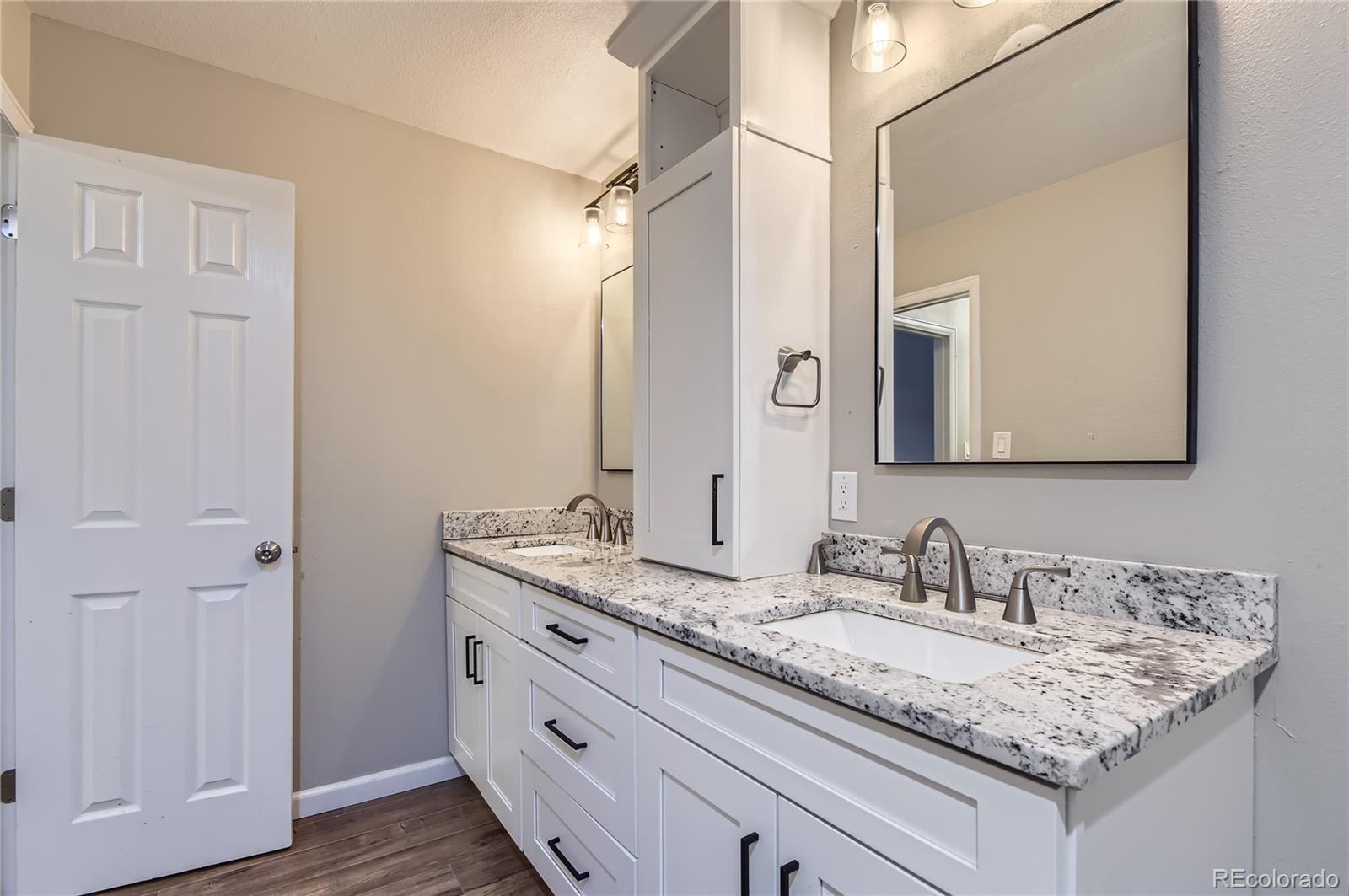 MLS Image #6 for 7455 e quincy avenue,denver, Colorado