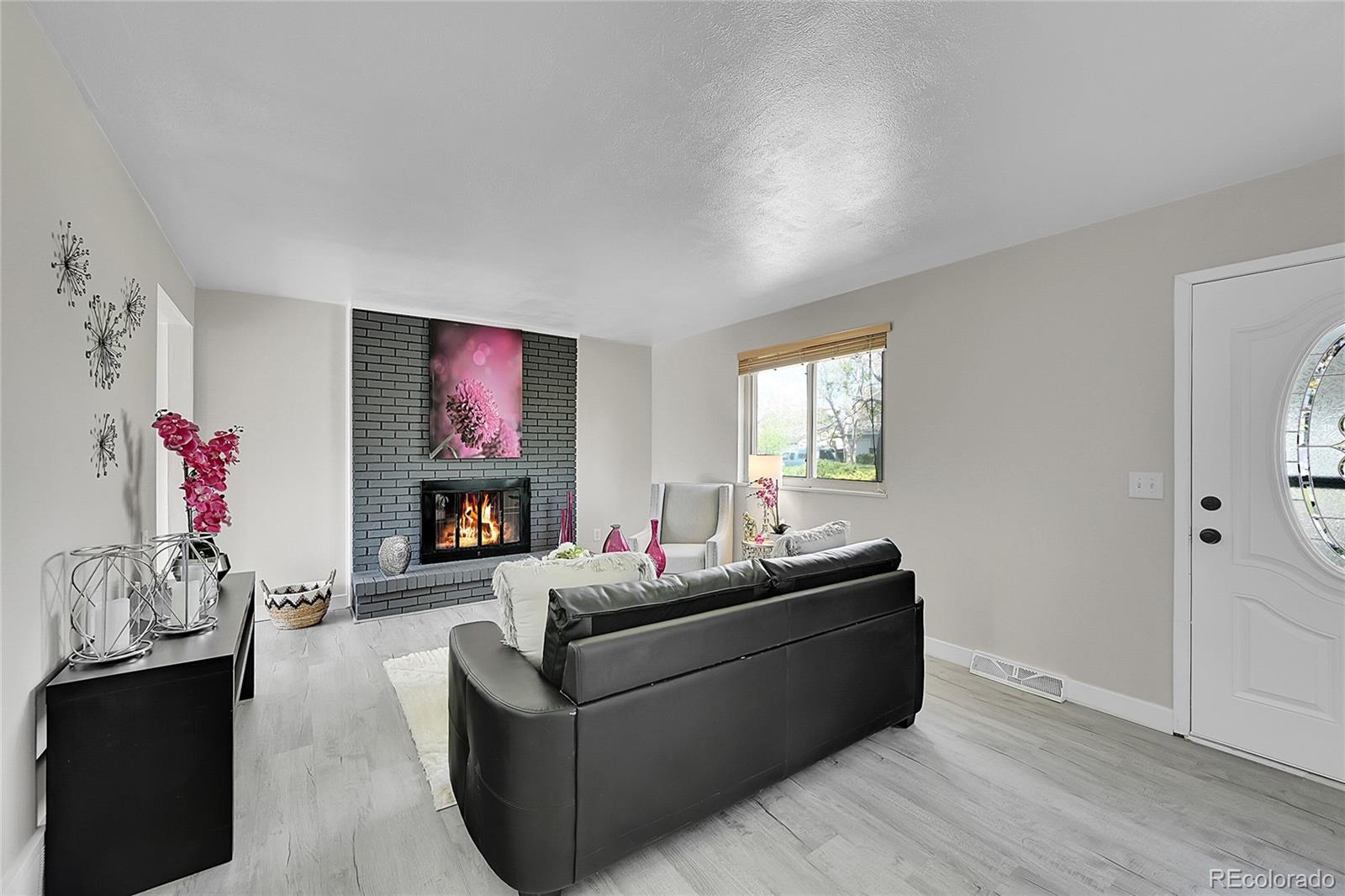 MLS Image #11 for 807  mobile street,aurora, Colorado