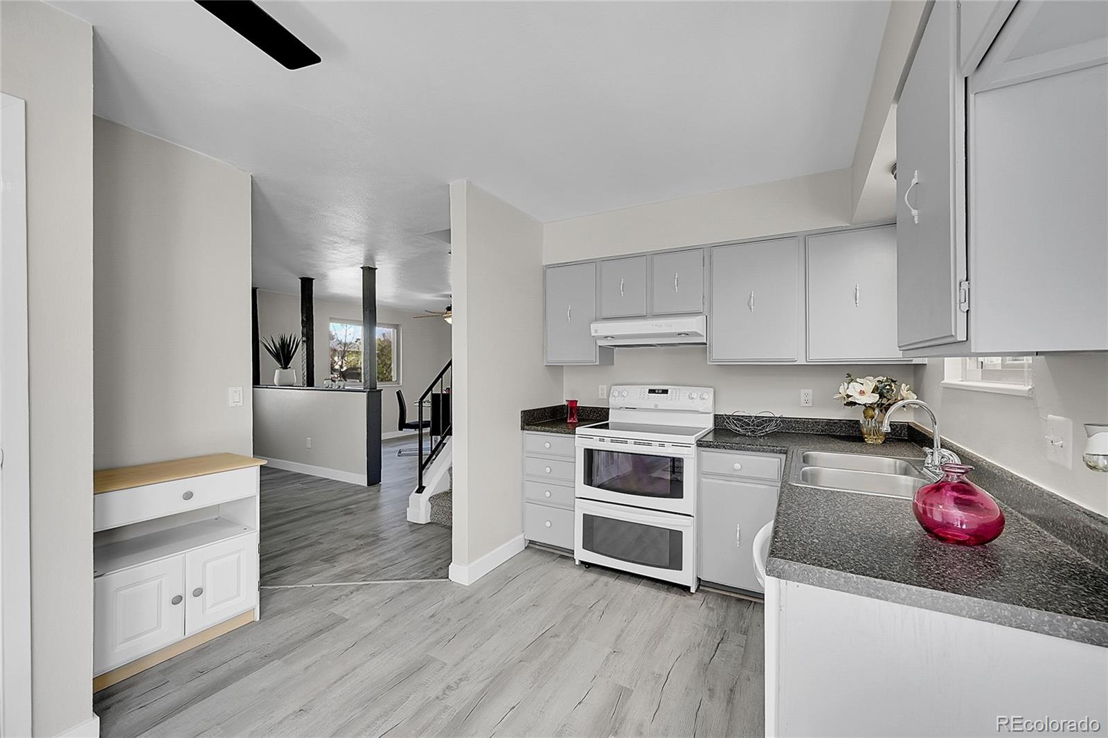 MLS Image #15 for 807  mobile street,aurora, Colorado