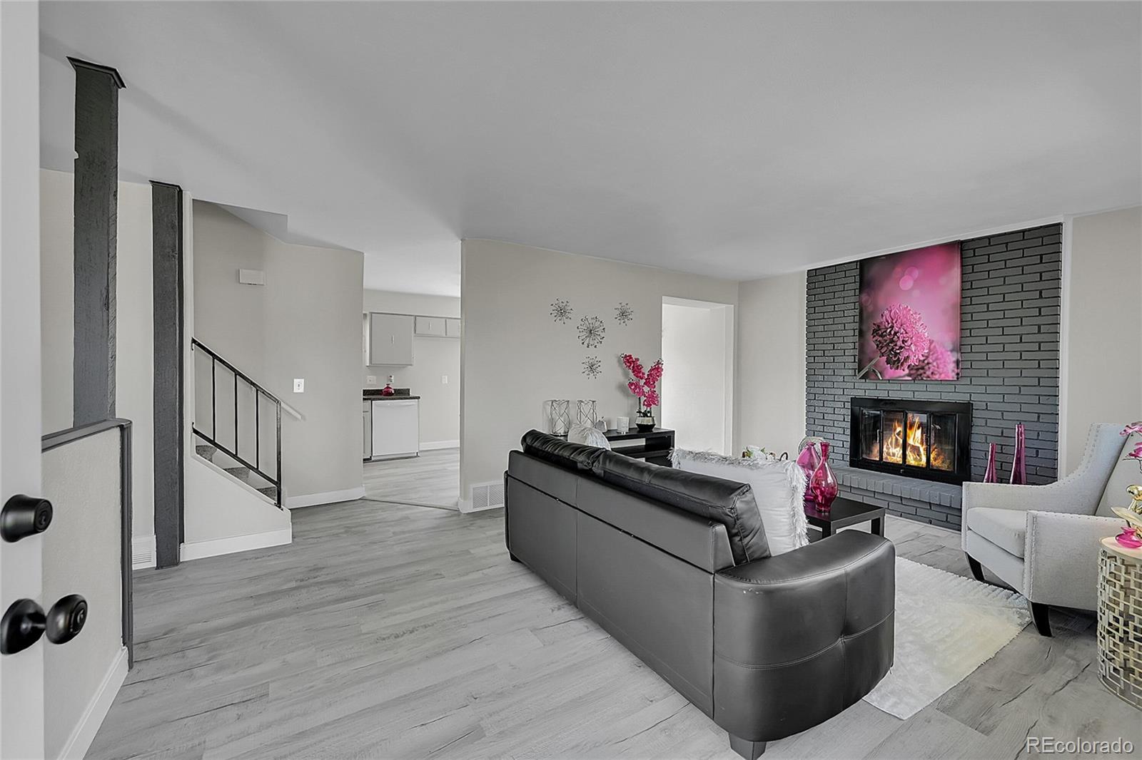 MLS Image #2 for 807  mobile street,aurora, Colorado
