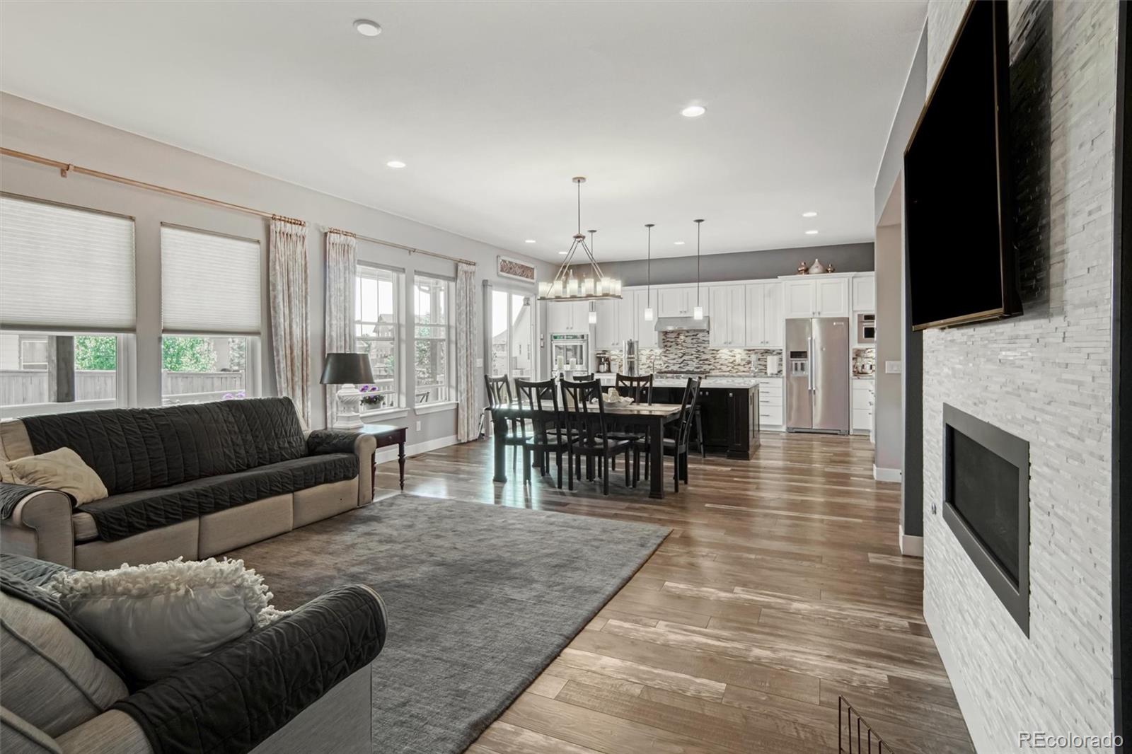 MLS Image #14 for 15804  elizabeth circle,thornton, Colorado