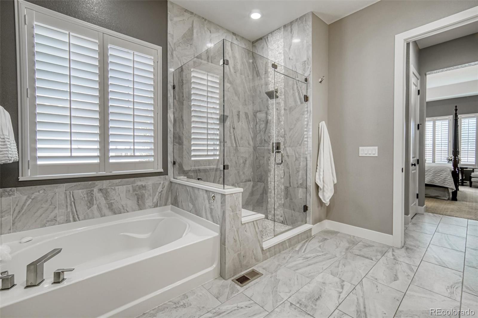 MLS Image #2 for 15804  elizabeth circle,thornton, Colorado