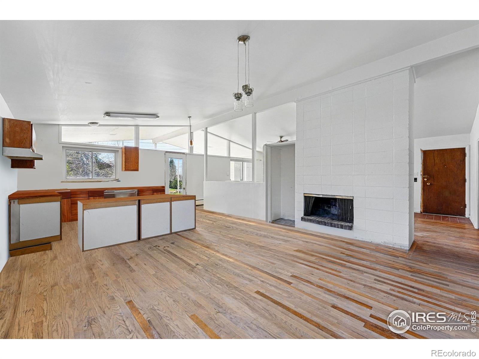 MLS Image #8 for 1573 s dexter way,denver, Colorado