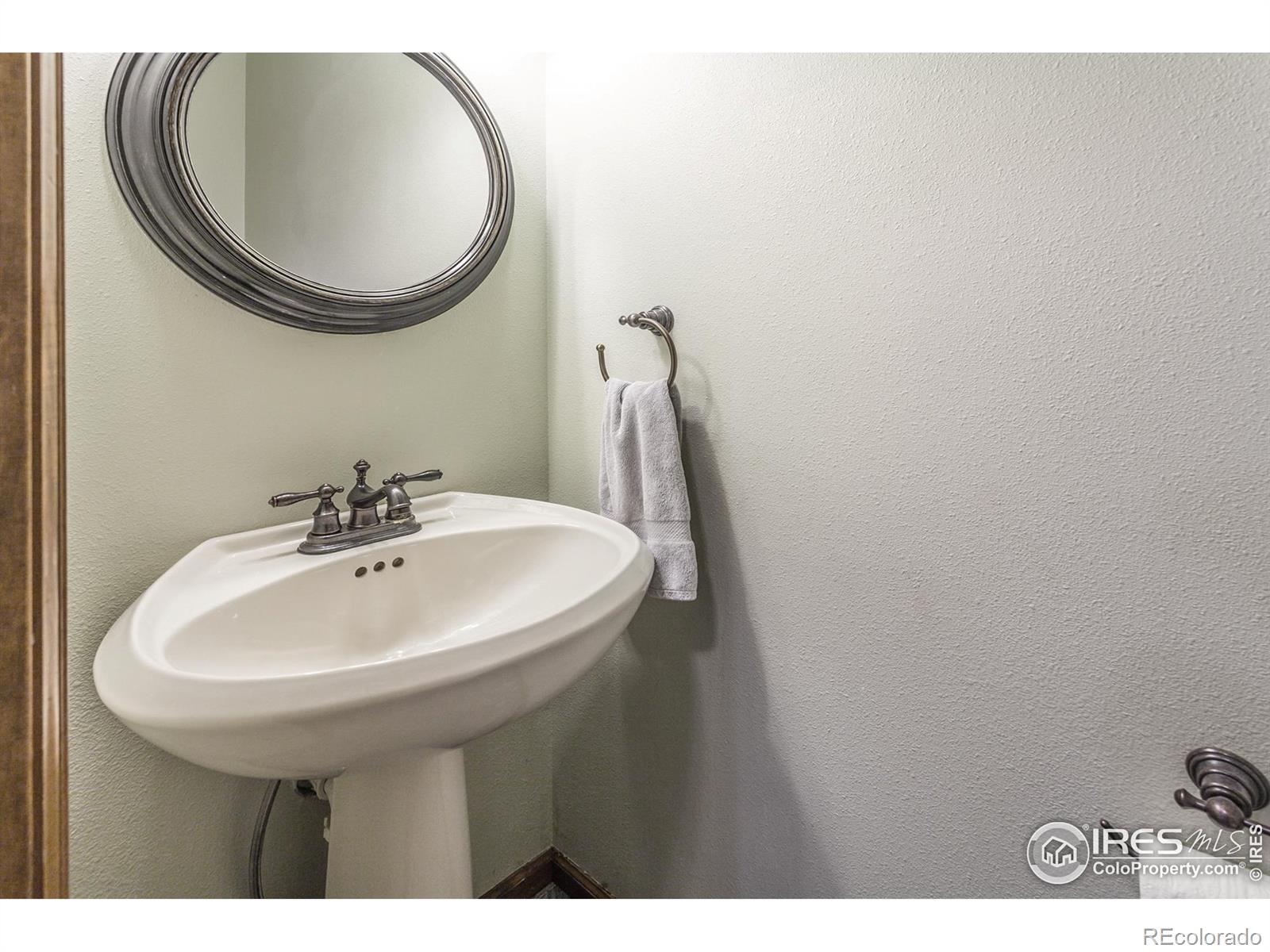 MLS Image #16 for 725  columbia road,fort collins, Colorado