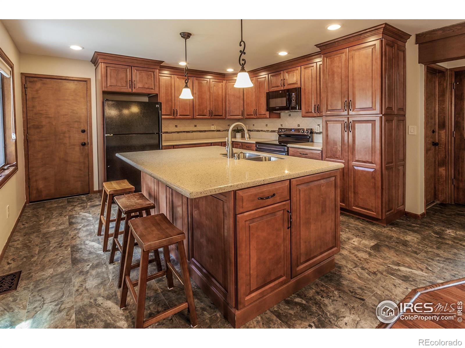 MLS Image #8 for 725  columbia road,fort collins, Colorado