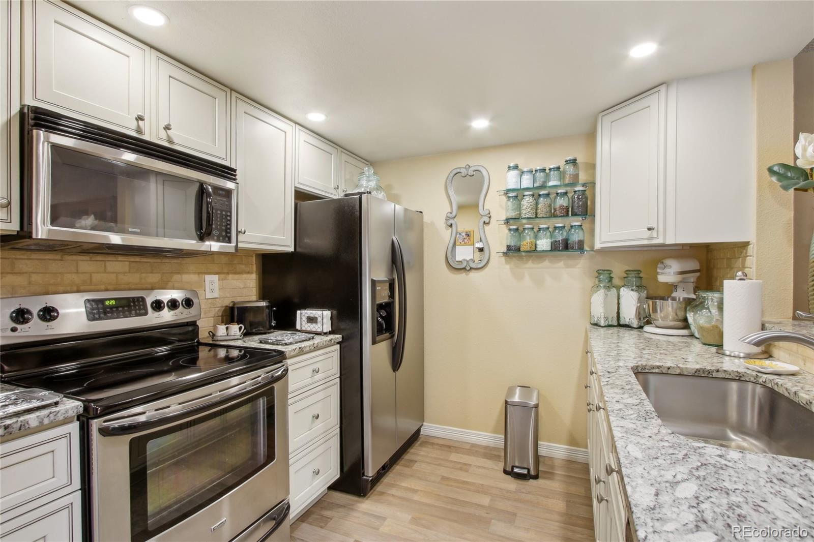 MLS Image #7 for 7780 w 87th drive,arvada, Colorado