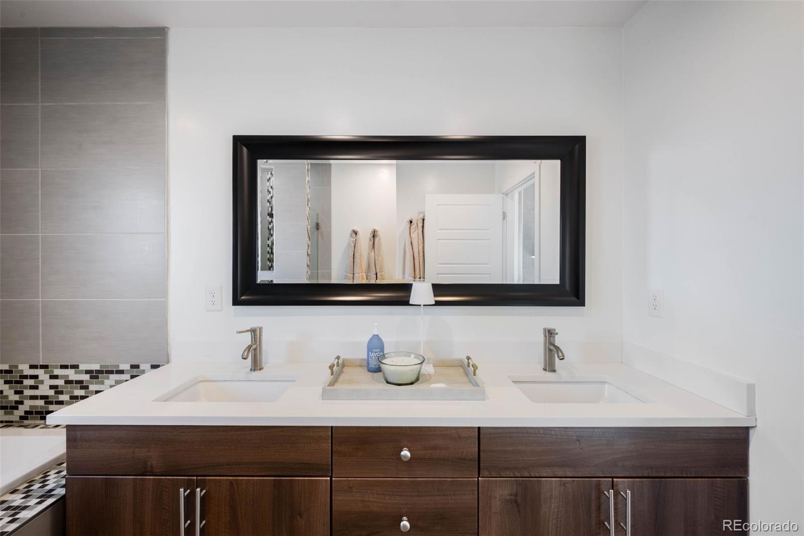 MLS Image #19 for 1265  niagara street,denver, Colorado