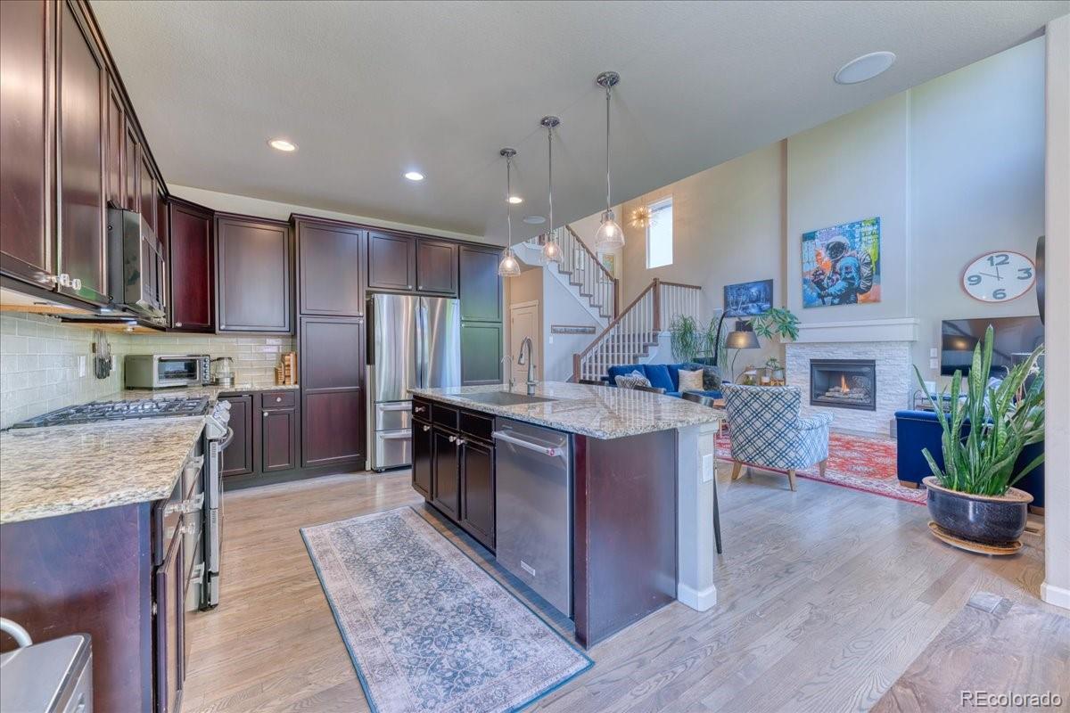 MLS Image #5 for 2347 s loveland street,lakewood, Colorado