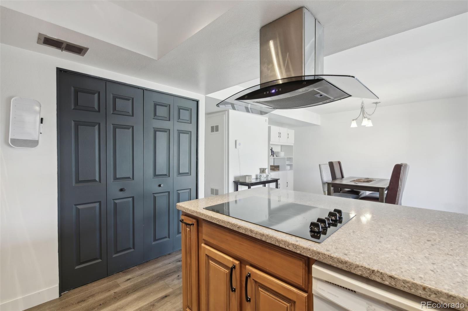 MLS Image #11 for 12455 w alameda drive,lakewood, Colorado