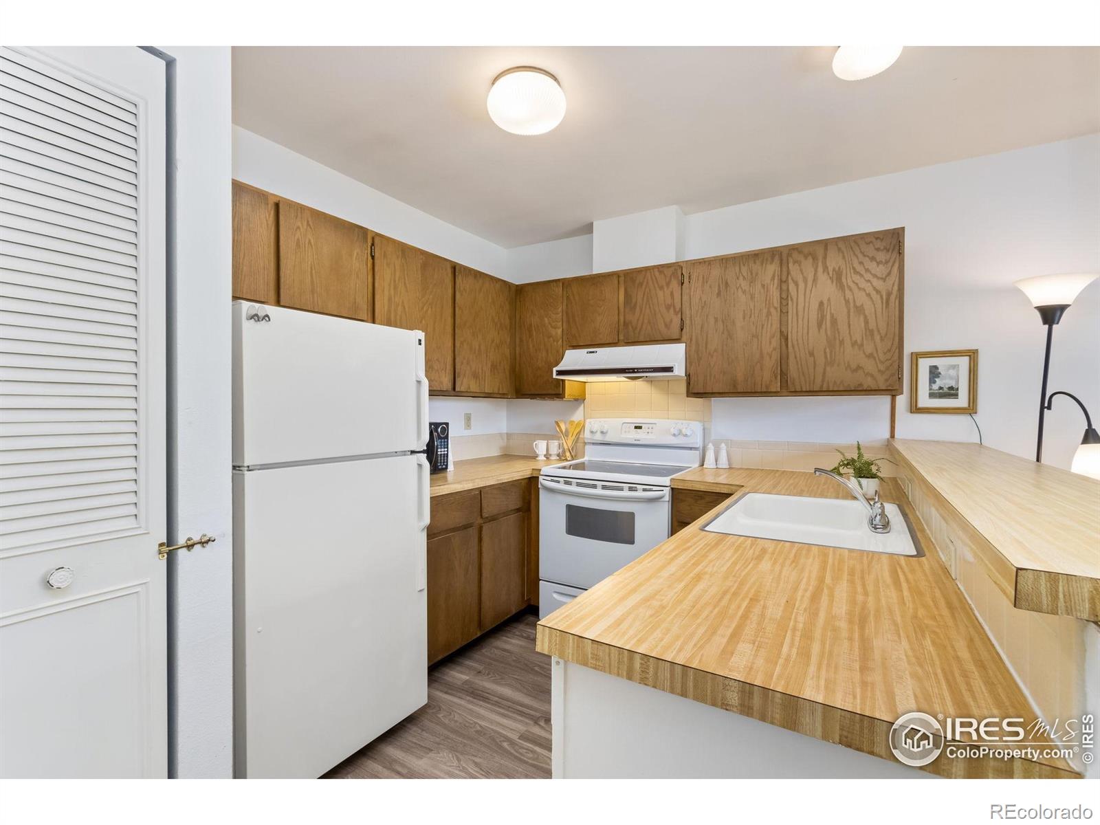 MLS Image #3 for 705 e drake road,fort collins, Colorado