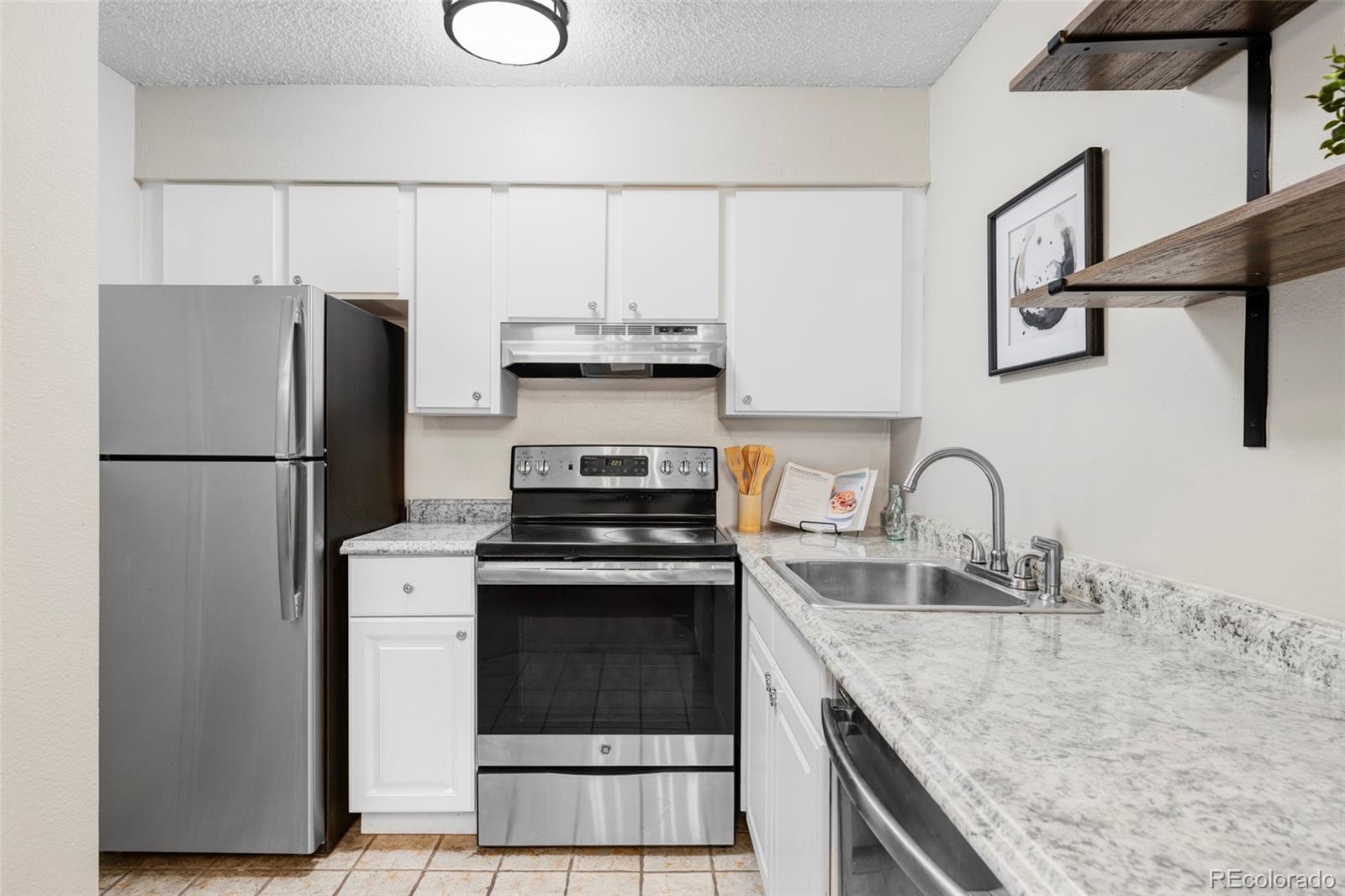 MLS Image #13 for 5300 e cherry creek south drive,denver, Colorado