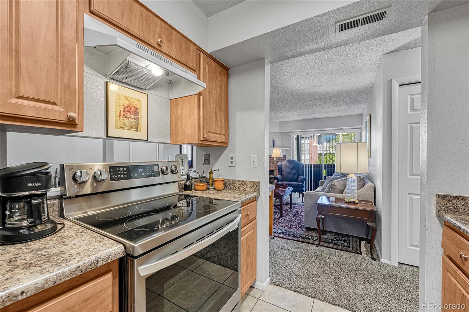 MLS Image #6 for 14226 e 1st drive,aurora, Colorado