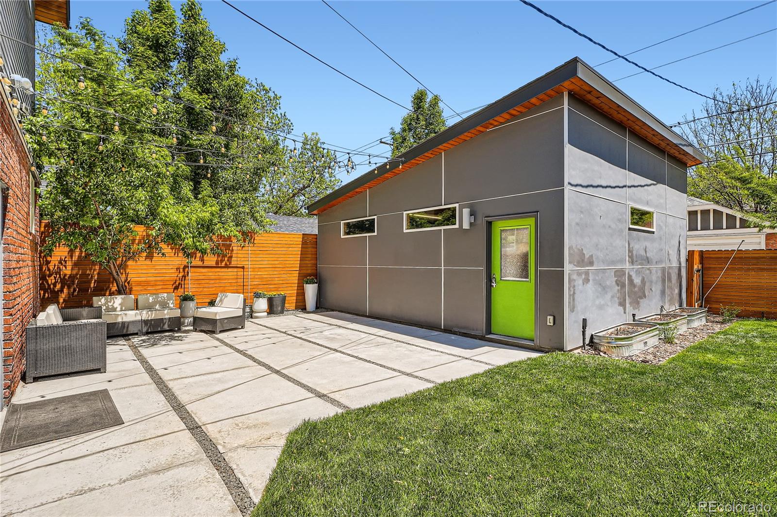 MLS Image #24 for 814 s high street,denver, Colorado