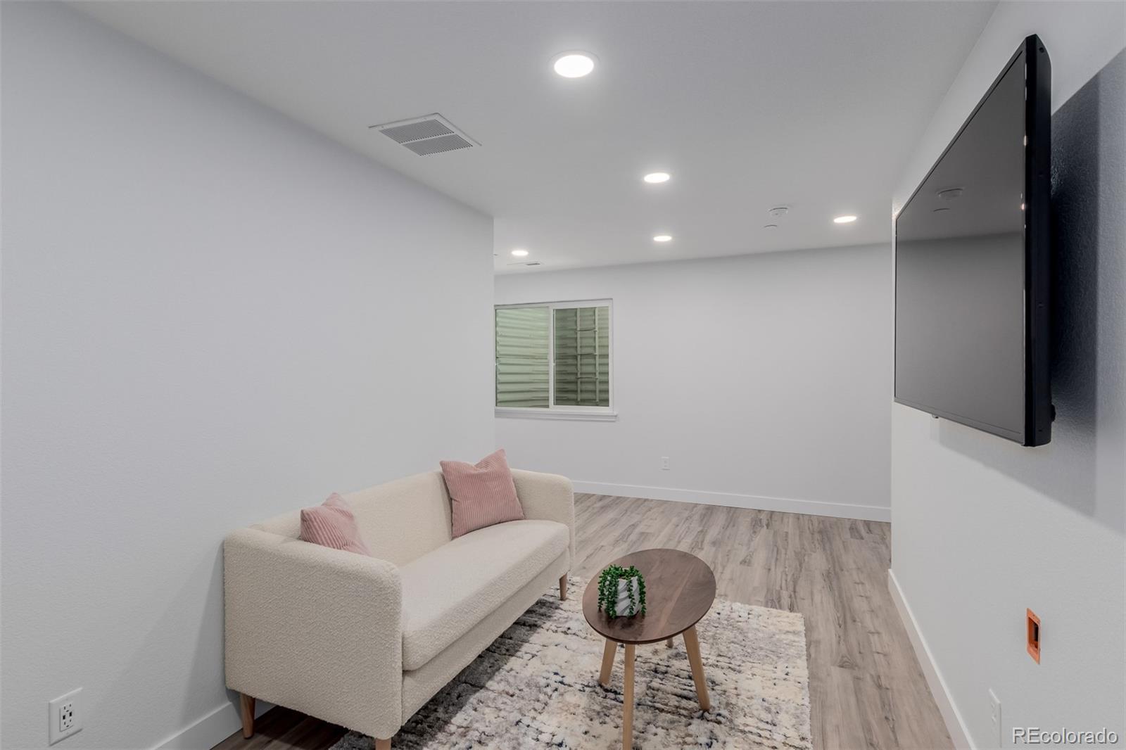 MLS Image #17 for 332 n parkside drive,longmont, Colorado