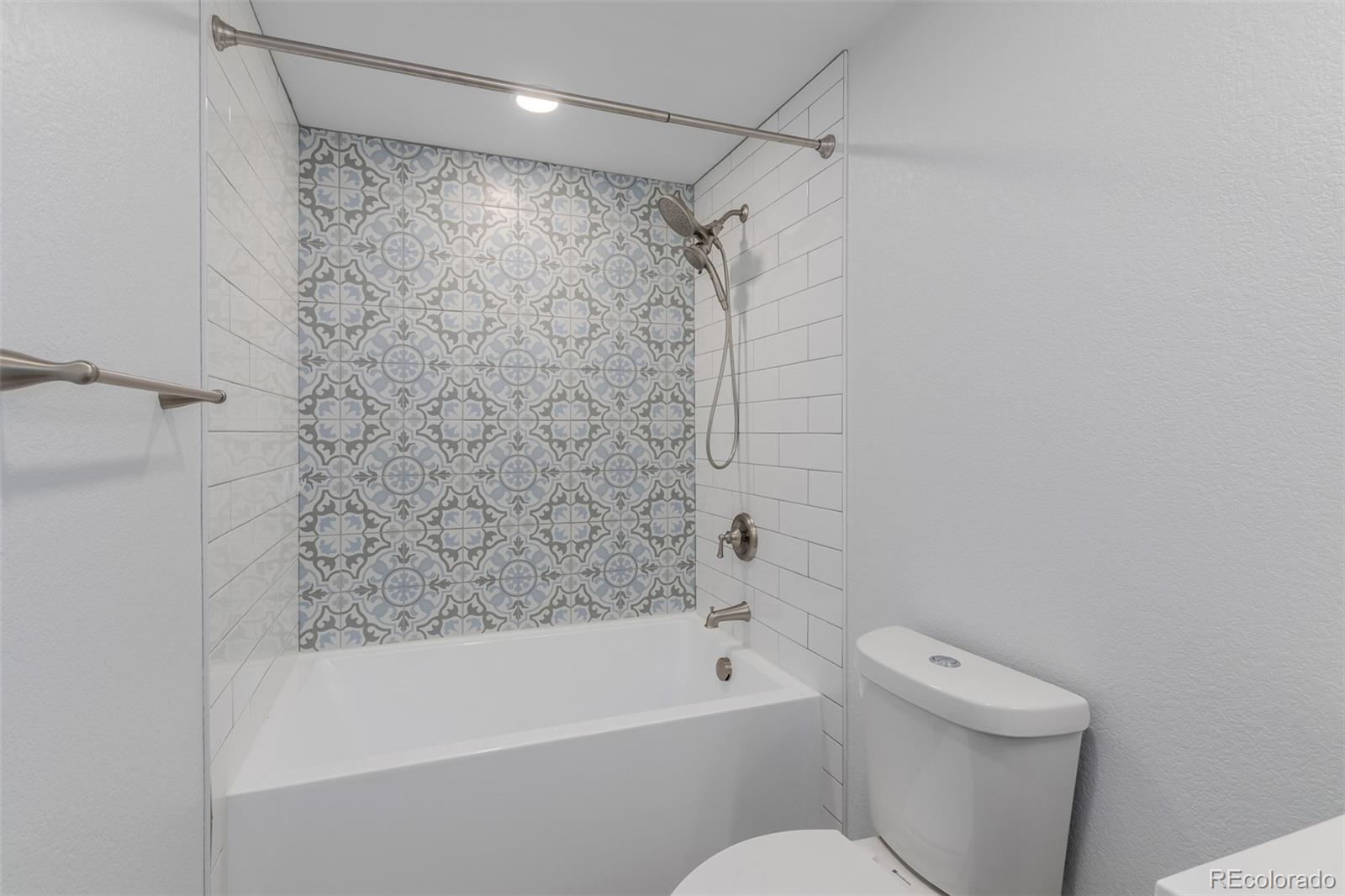 MLS Image #23 for 332 n parkside drive,longmont, Colorado