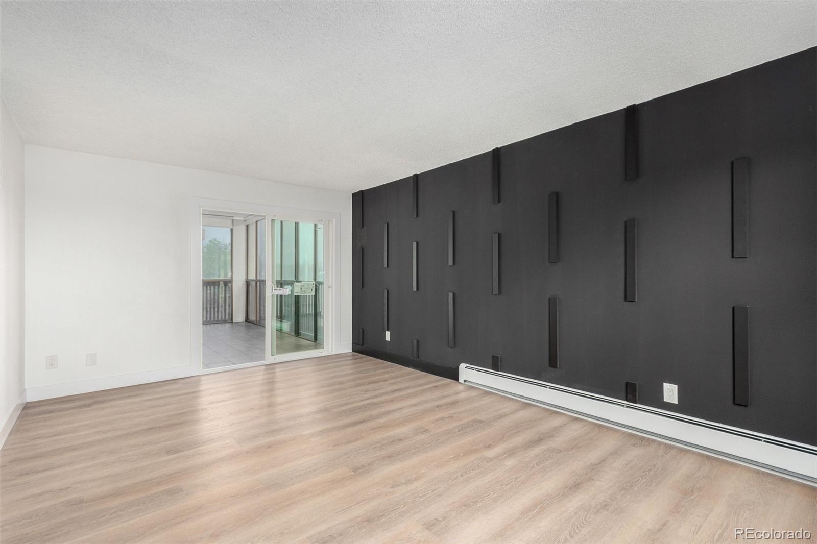 MLS Image #13 for 3470 s poplar street,denver, Colorado