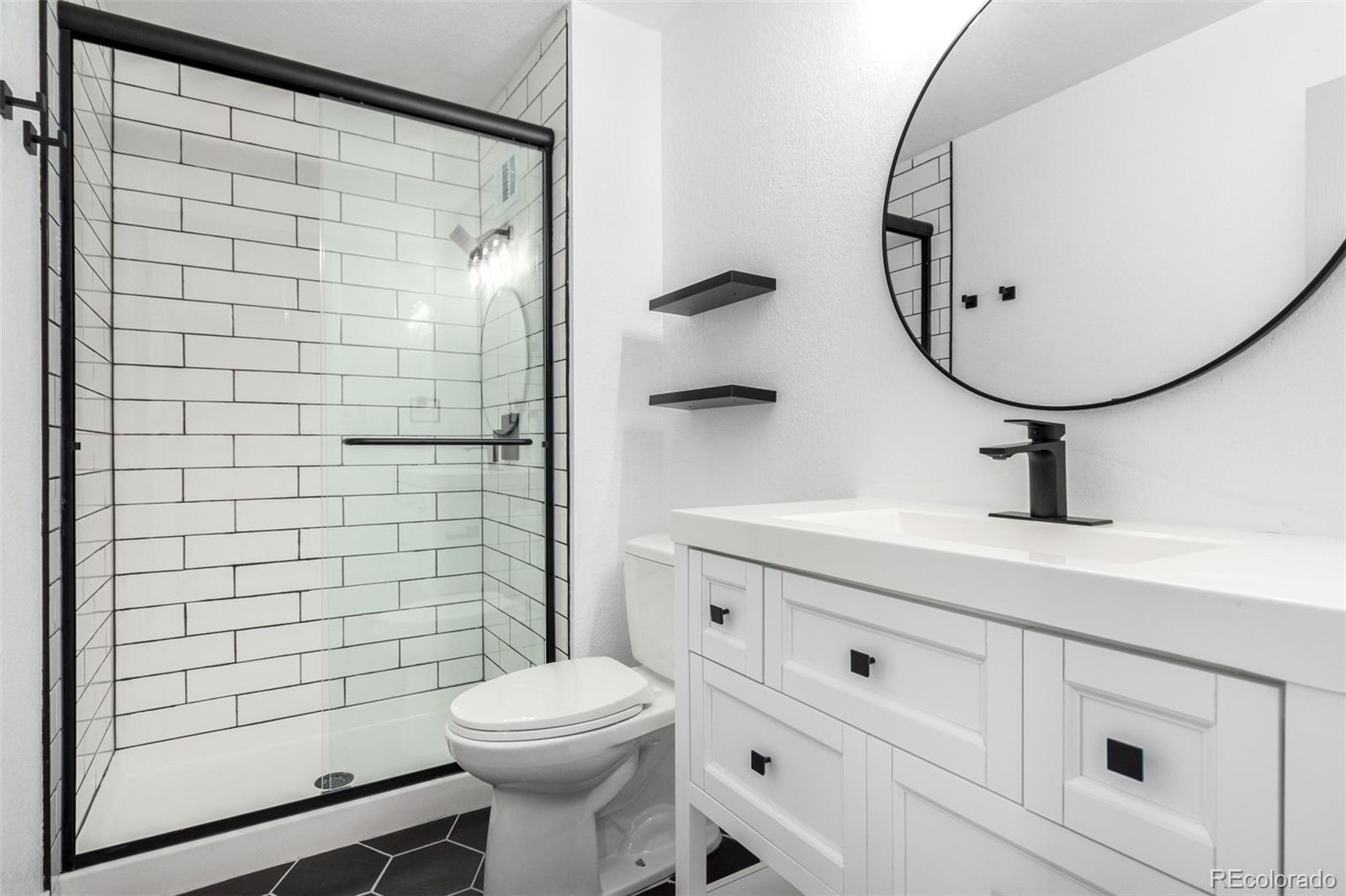 MLS Image #16 for 3470 s poplar street,denver, Colorado