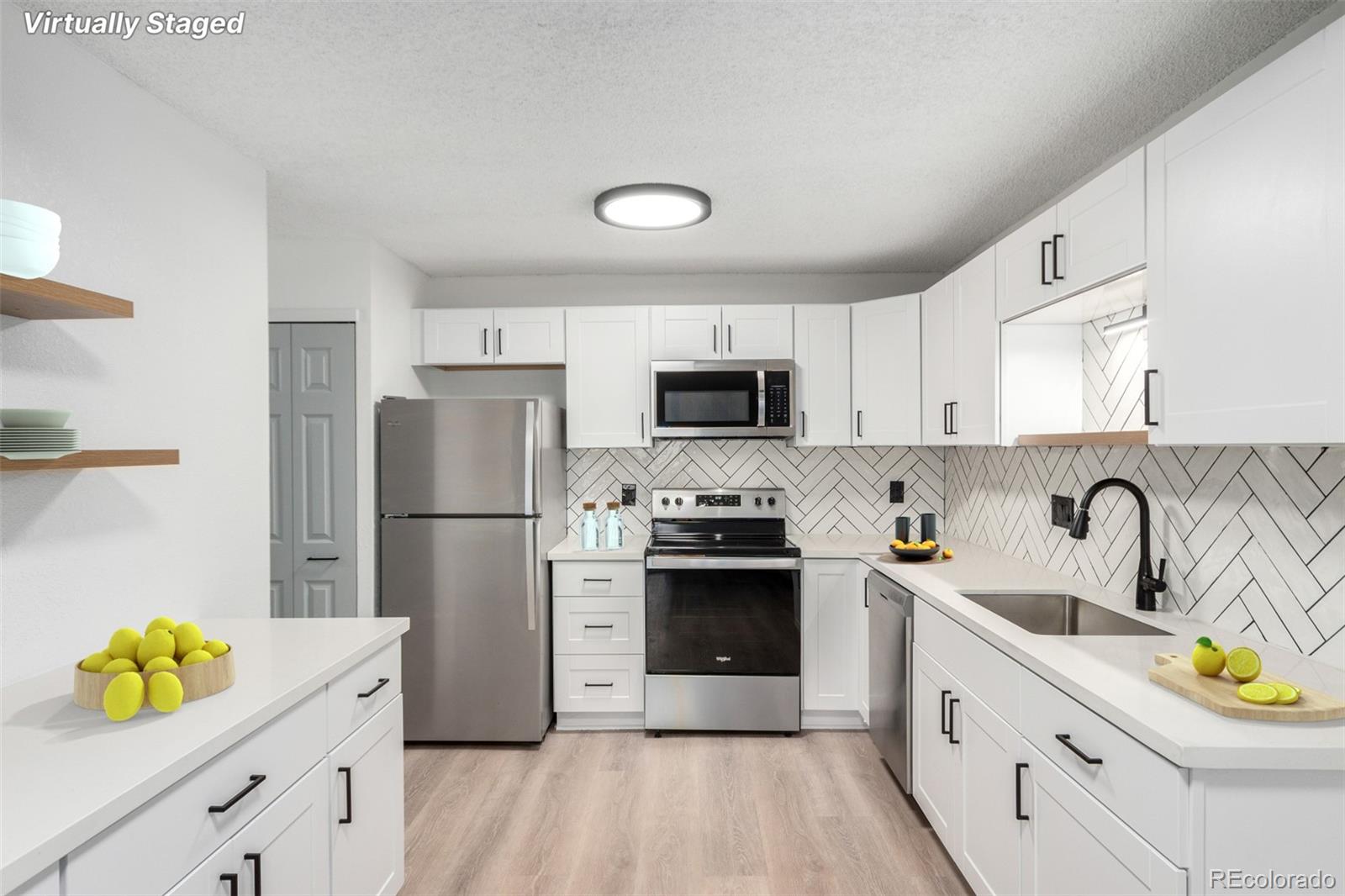 MLS Image #2 for 3470 s poplar street,denver, Colorado