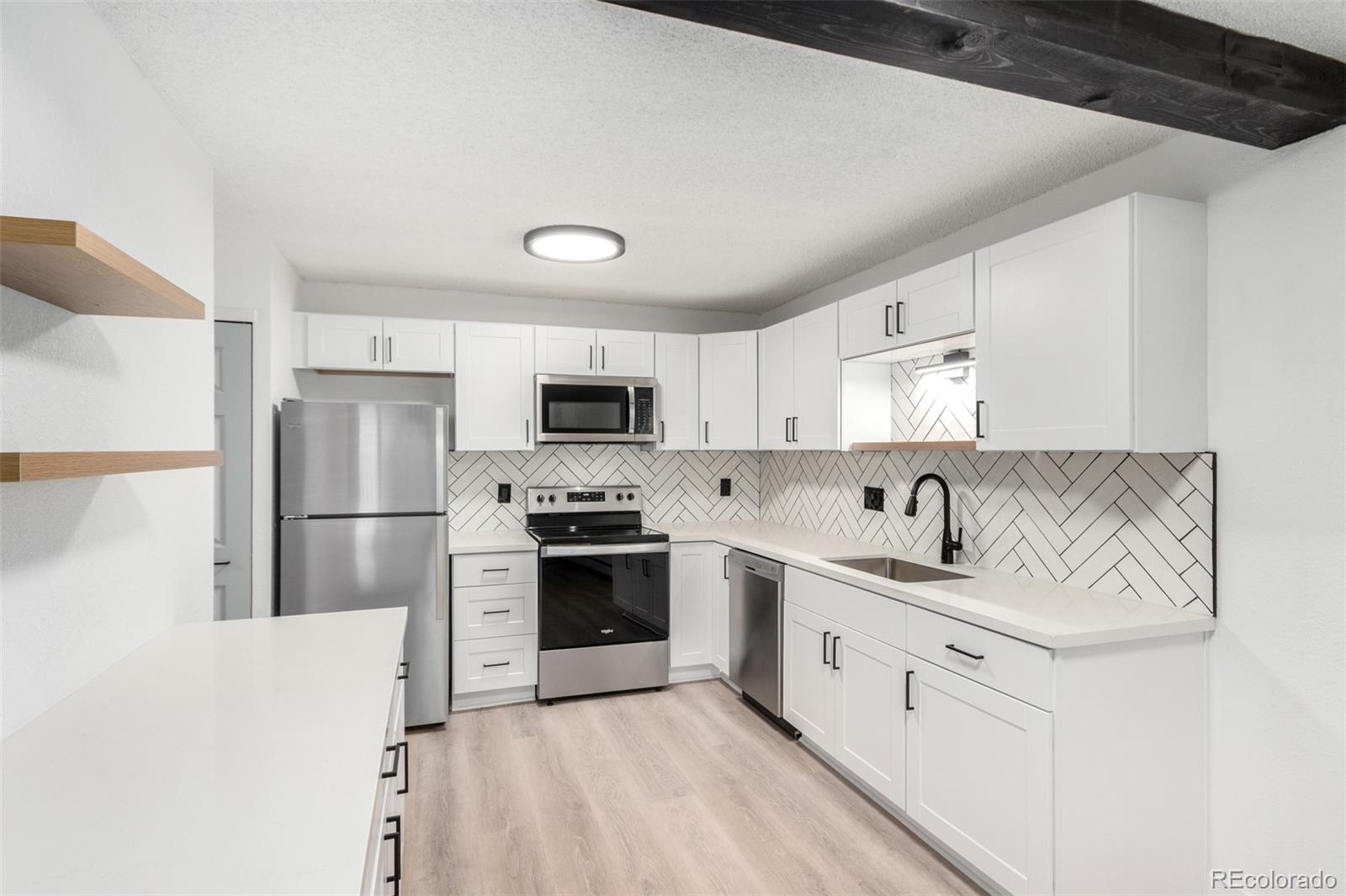 MLS Image #4 for 3470 s poplar street,denver, Colorado