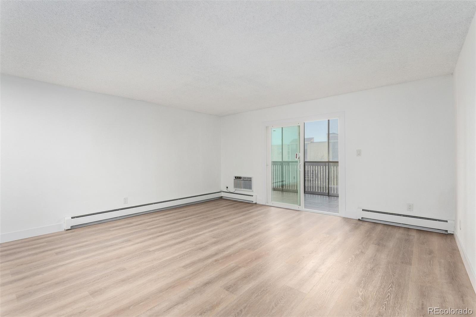 MLS Image #8 for 3470 s poplar street,denver, Colorado