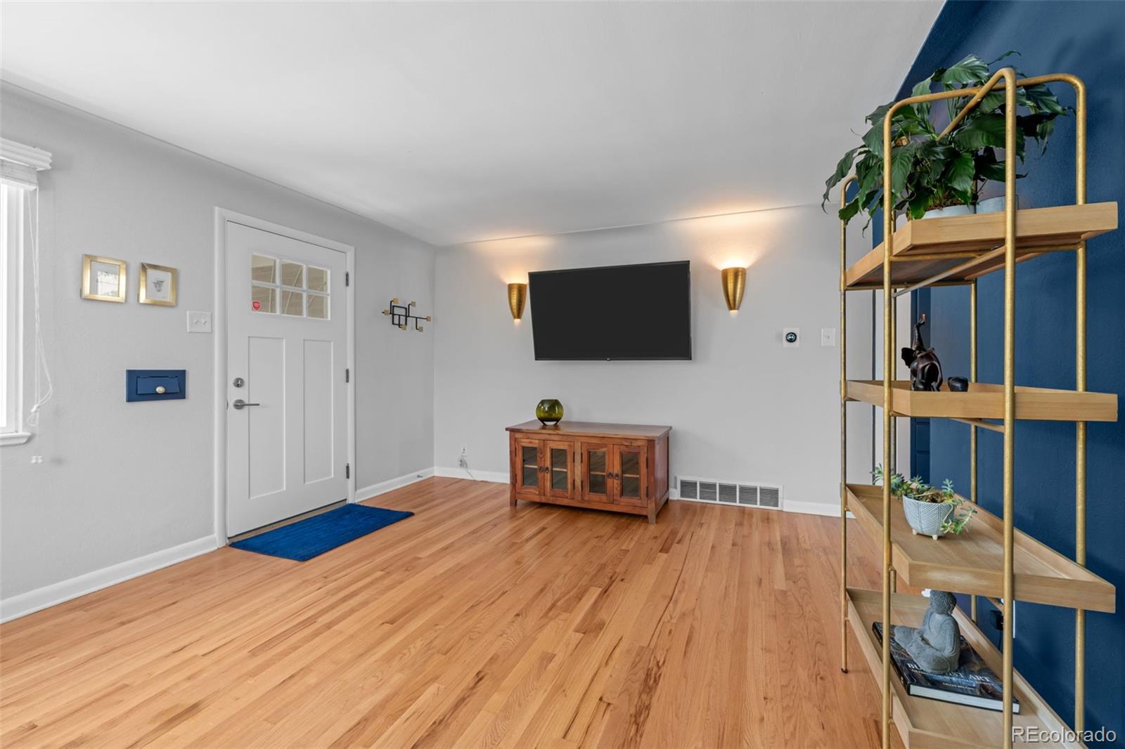 MLS Image #3 for 2430 s ogden street,denver, Colorado