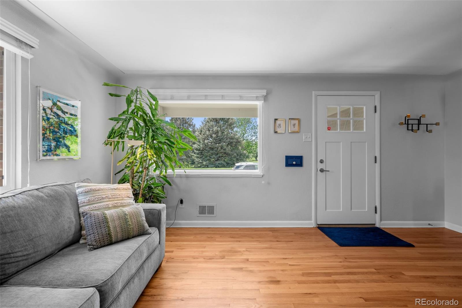 MLS Image #4 for 2430 s ogden street,denver, Colorado