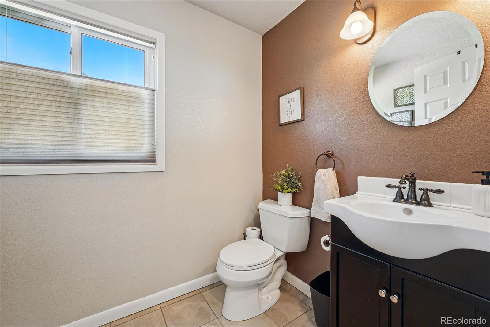 MLS Image #17 for 5573 s datura street,littleton, Colorado