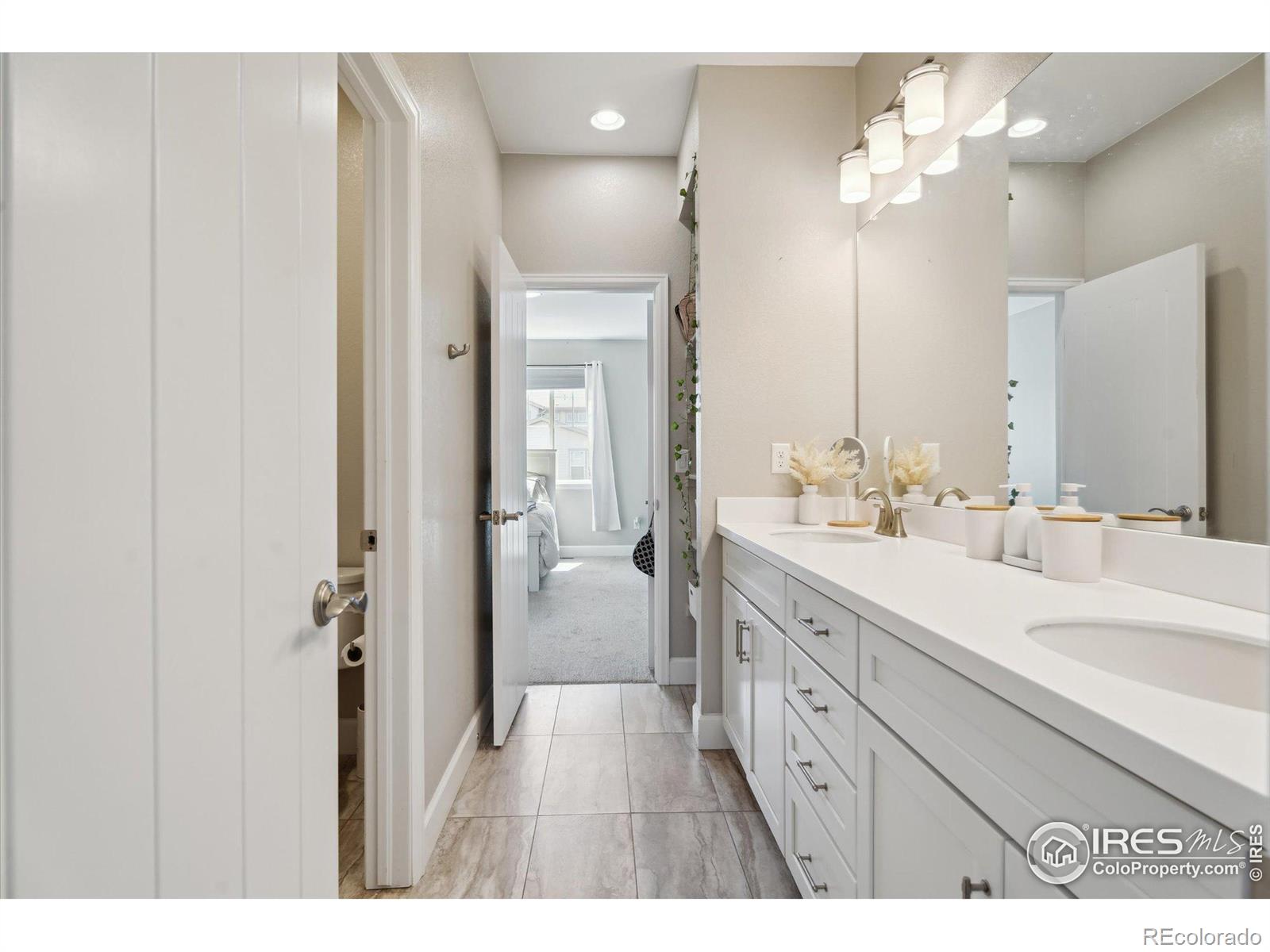 MLS Image #20 for 25190 e nova place,aurora, Colorado