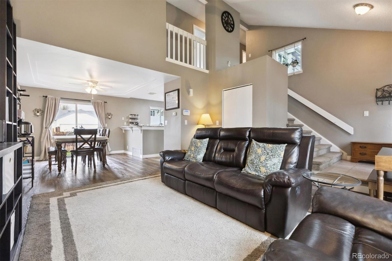 MLS Image #10 for 21125 e 43rd avenue,denver, Colorado