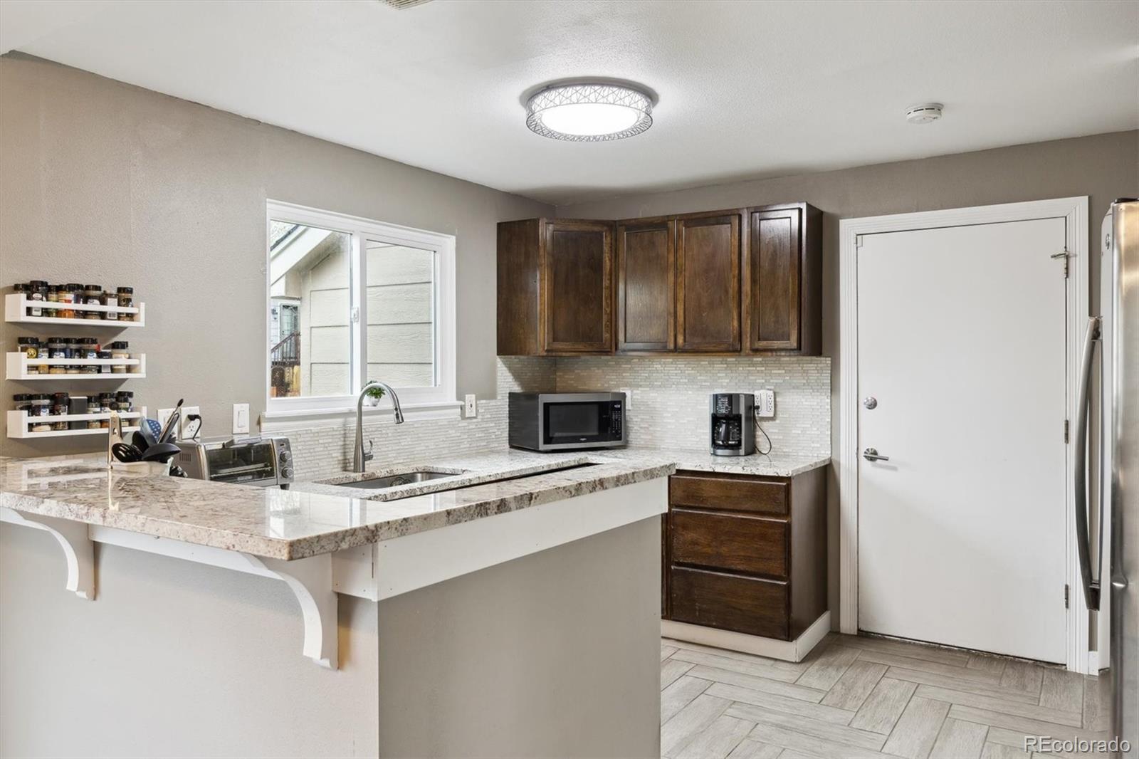 MLS Image #13 for 21125 e 43rd avenue,denver, Colorado