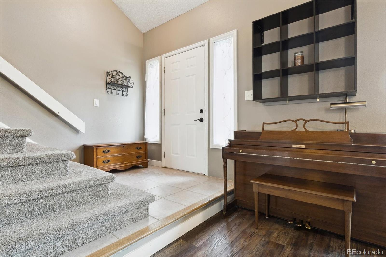MLS Image #9 for 21125 e 43rd avenue,denver, Colorado