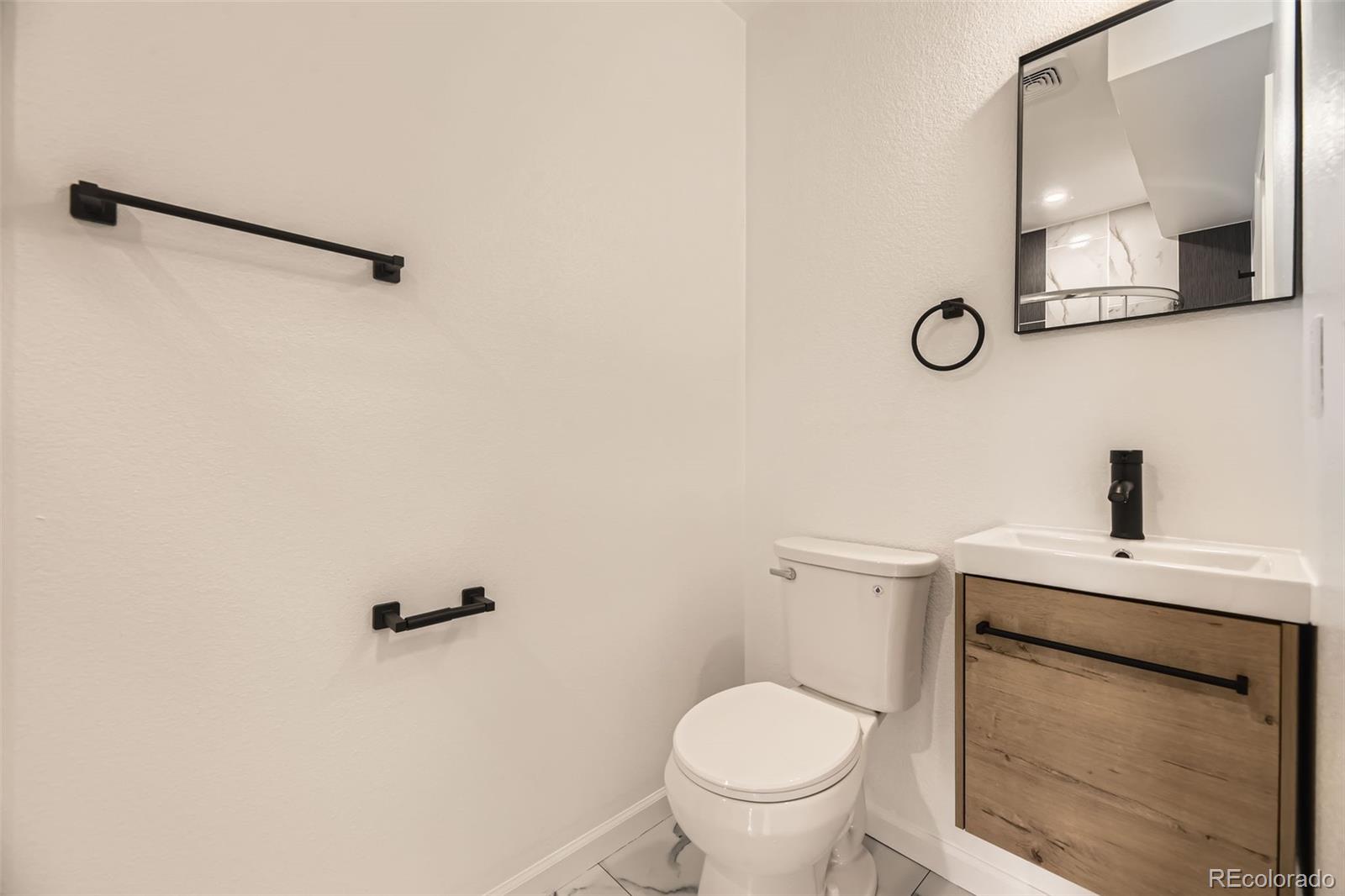 MLS Image #21 for 3200 s federal boulevard,denver, Colorado