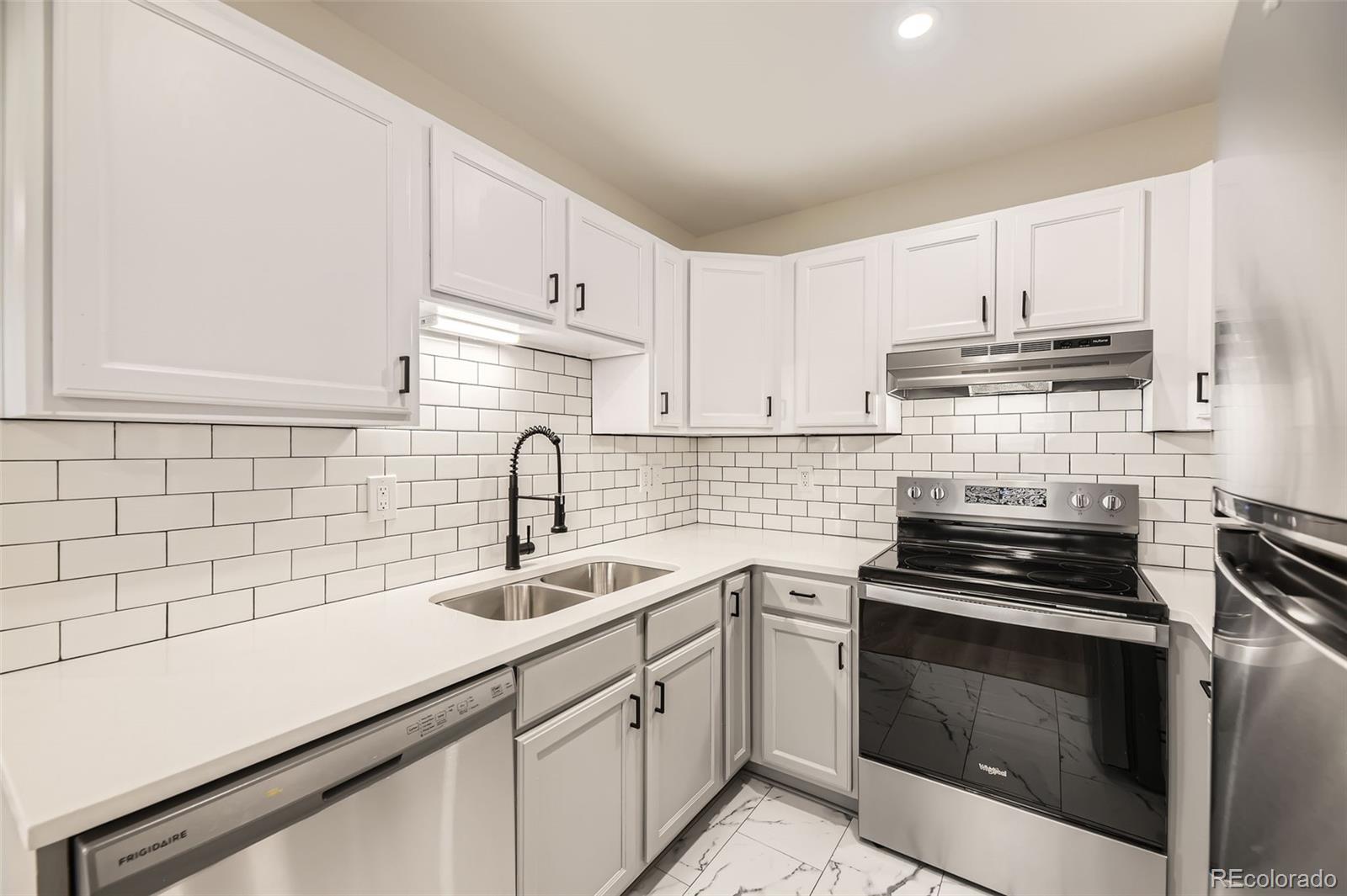 MLS Image #9 for 3200 s federal boulevard,denver, Colorado